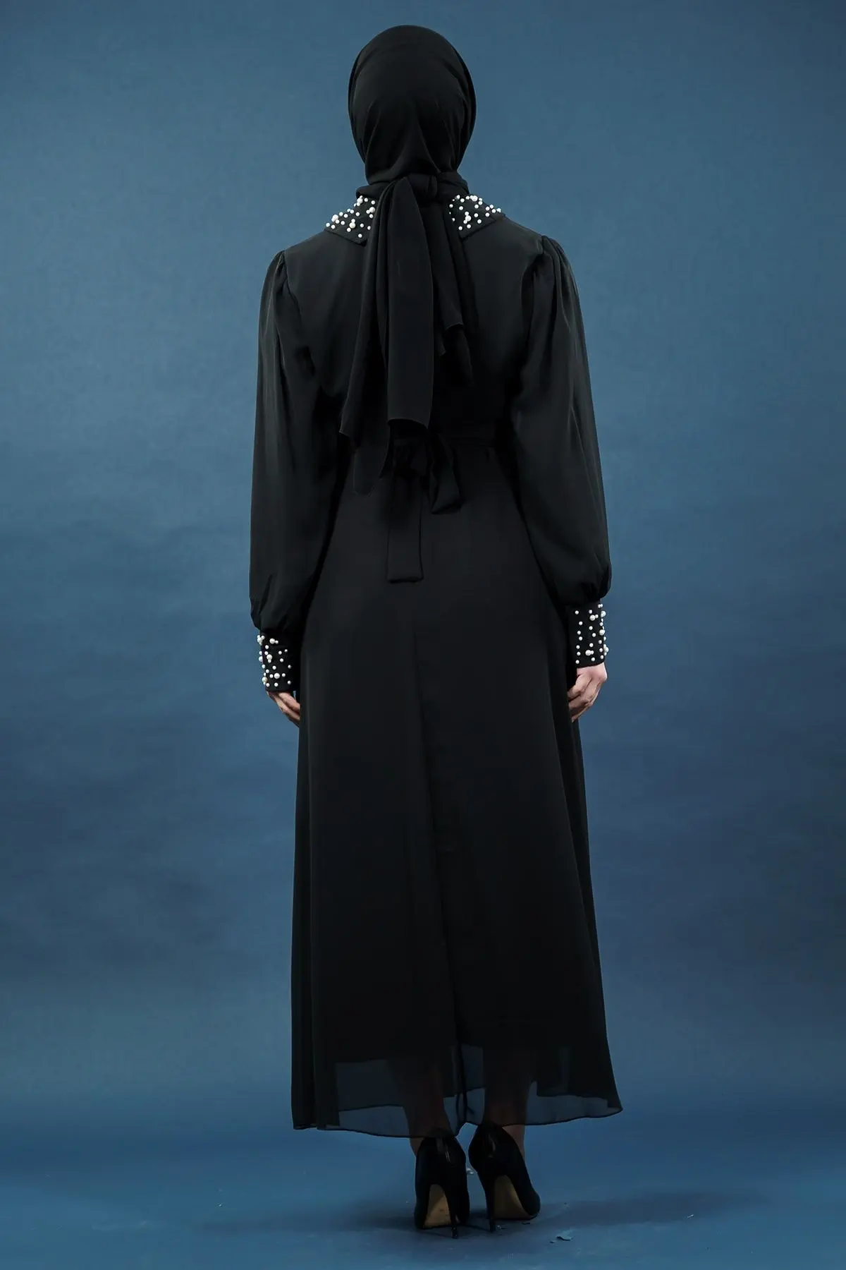 Inci Detaylı Siyah Tesettür Elbise-detail