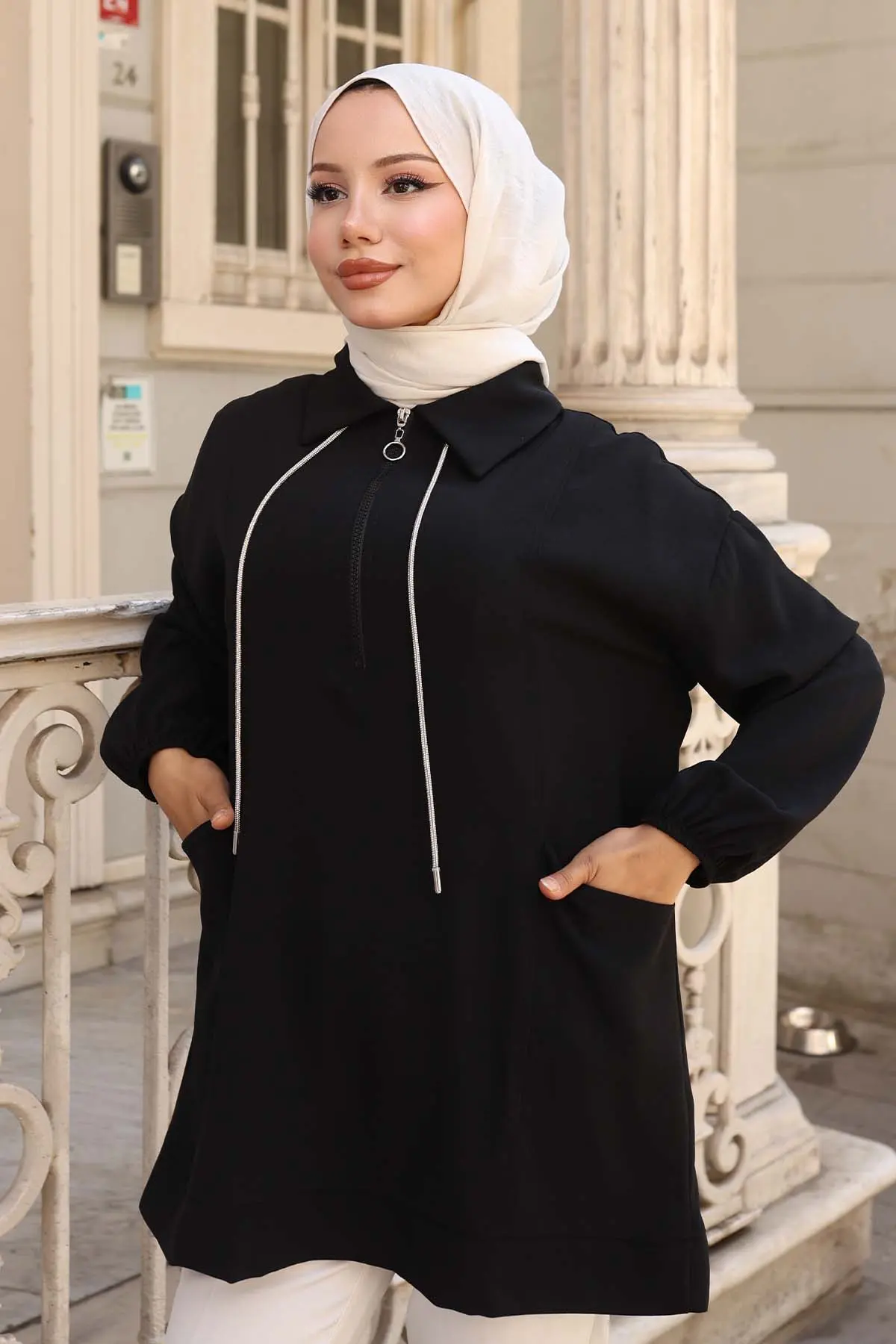 Ip Detaylı Yarım Fermuarlı Tesettür Tunik-detail