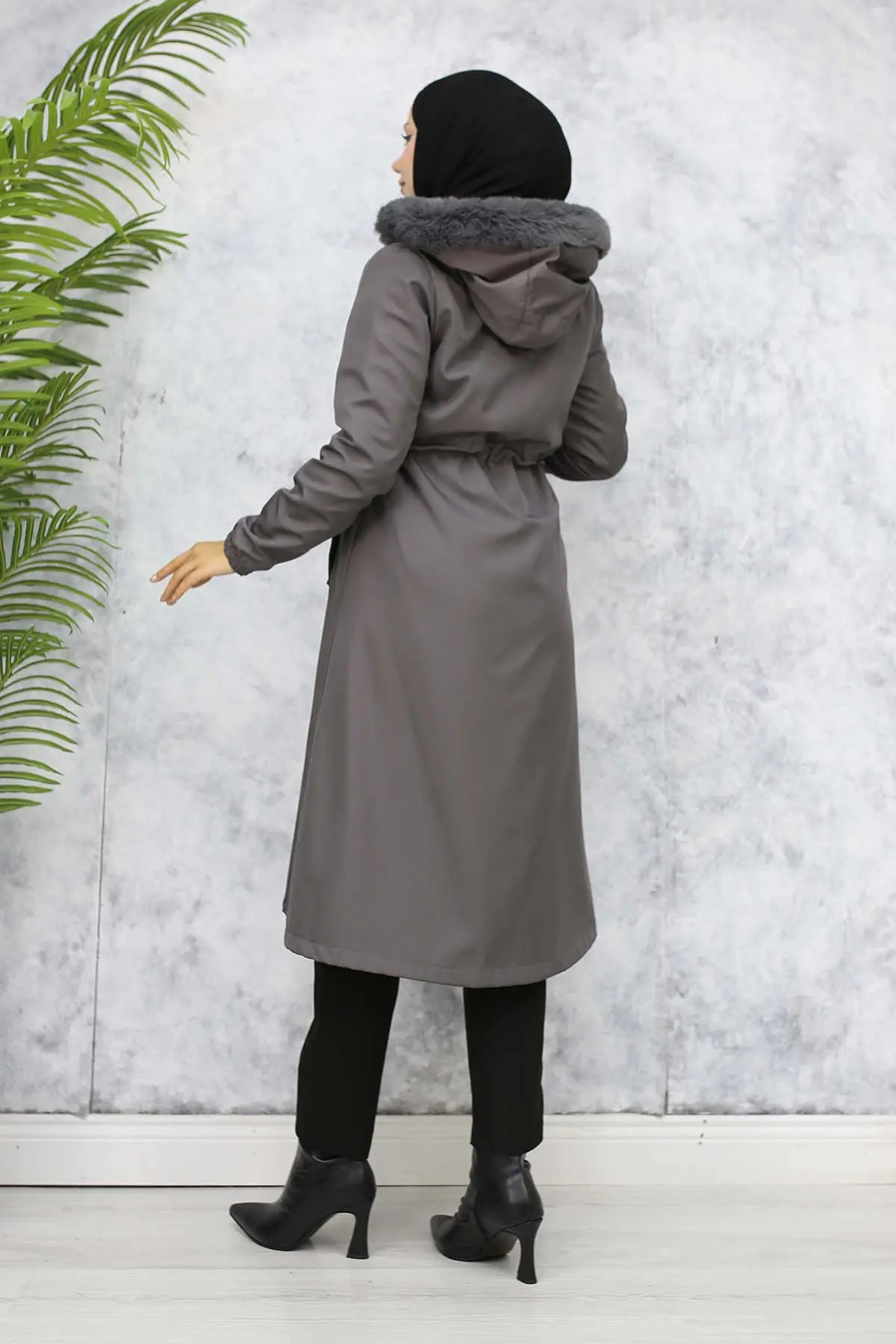 Bondite Coat With Plush Inside And Fur Collar-detail