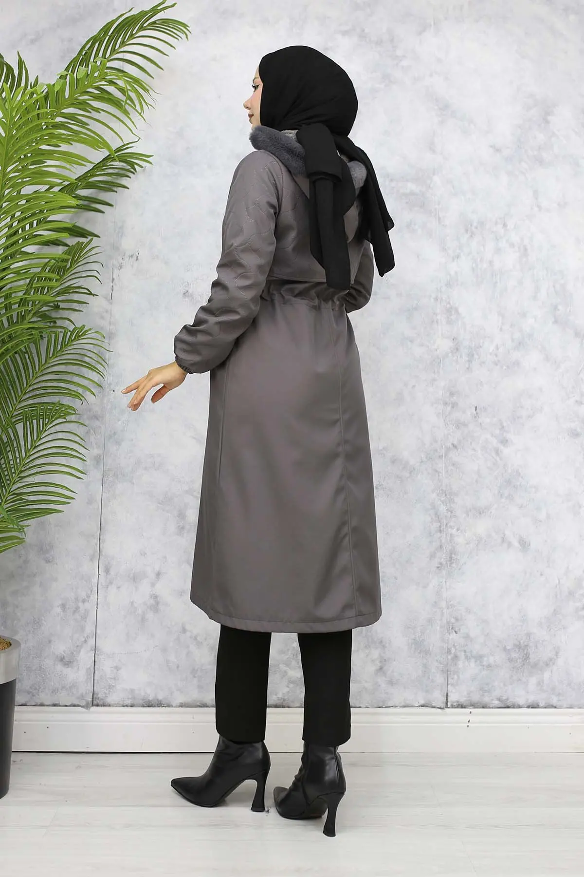 Bondite Coat With Plush Inside And Fur Collar-detail