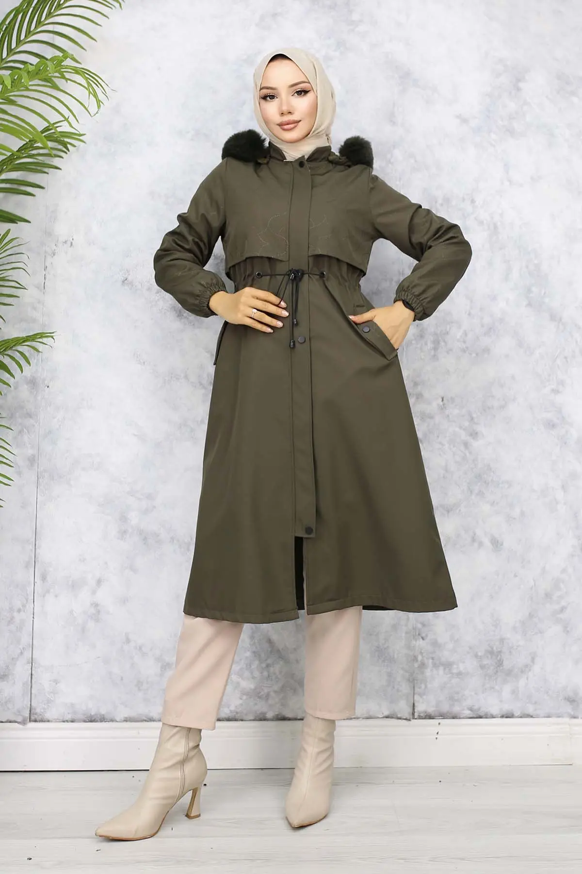 Bondite Coat With Plush Inside And Fur Collar-detail