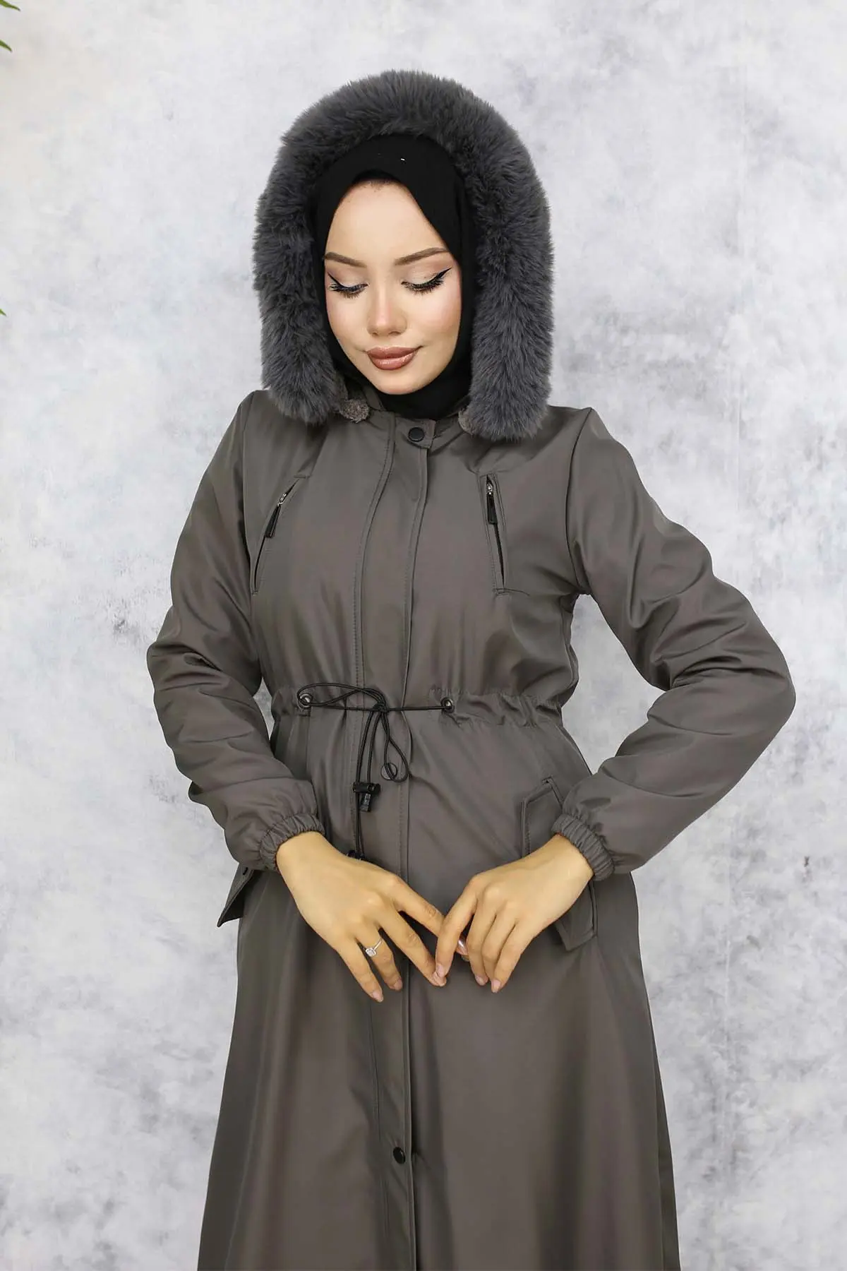 Long Bondite Coat With Plush Inside And Fur Collar-detail