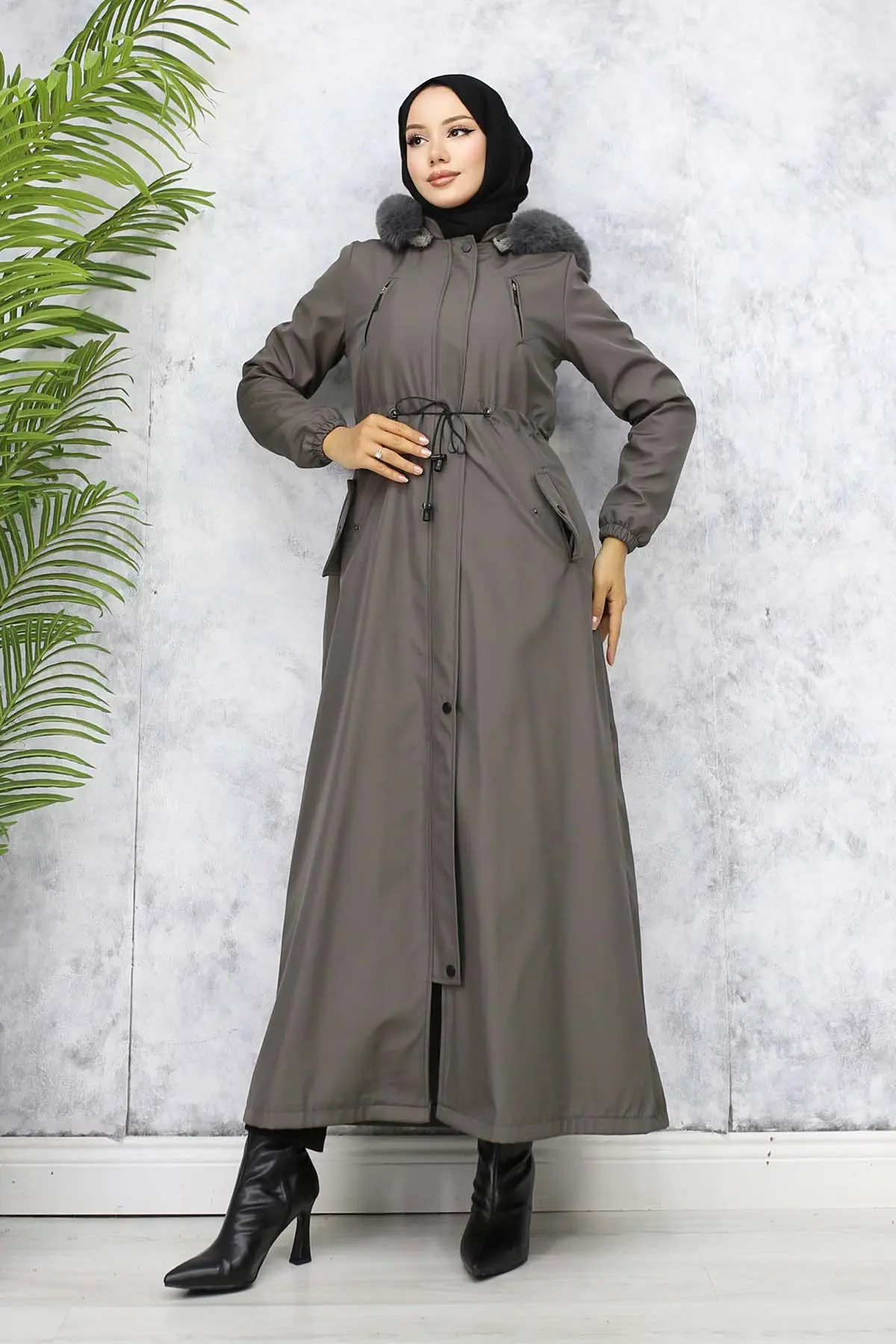 Long Bondite Coat With Plush Inside And Fur Collar-detail