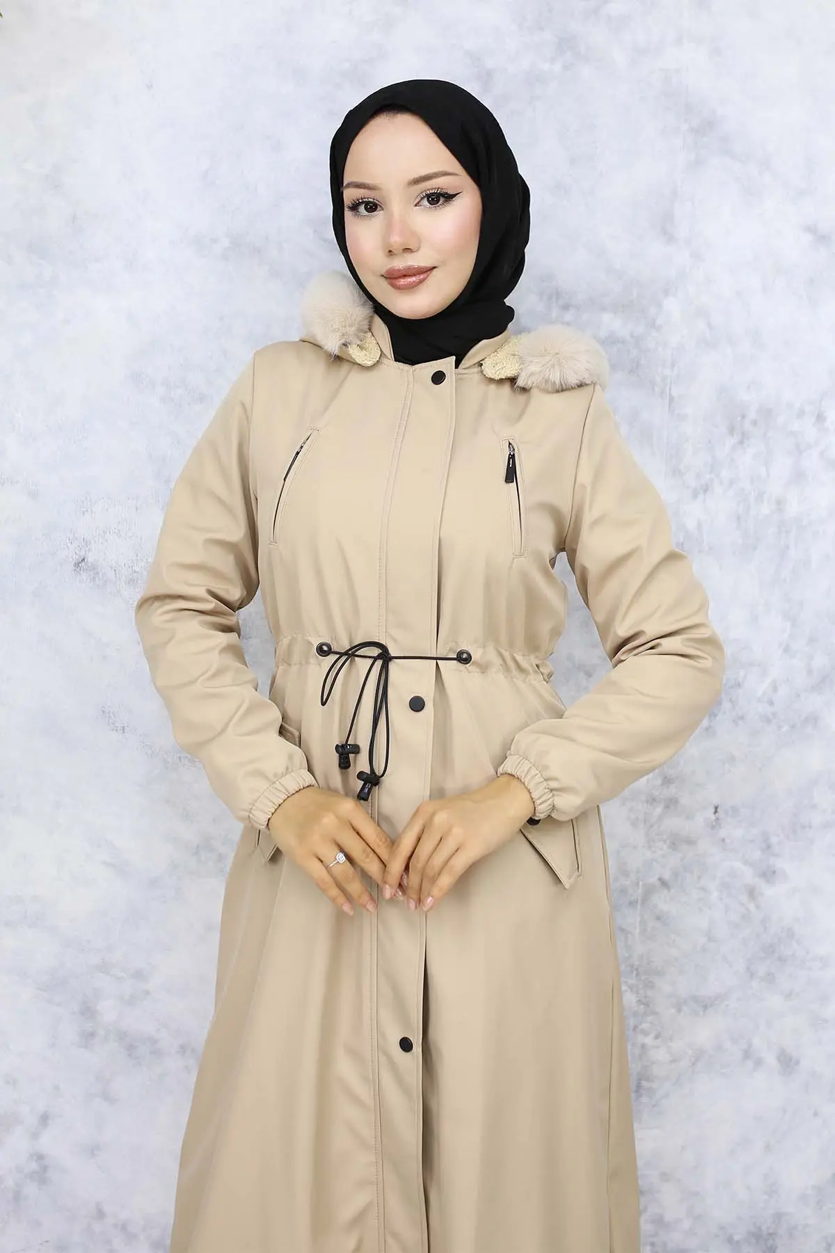 Long Bondite Coat With Plush Inside And Fur Collar-detail