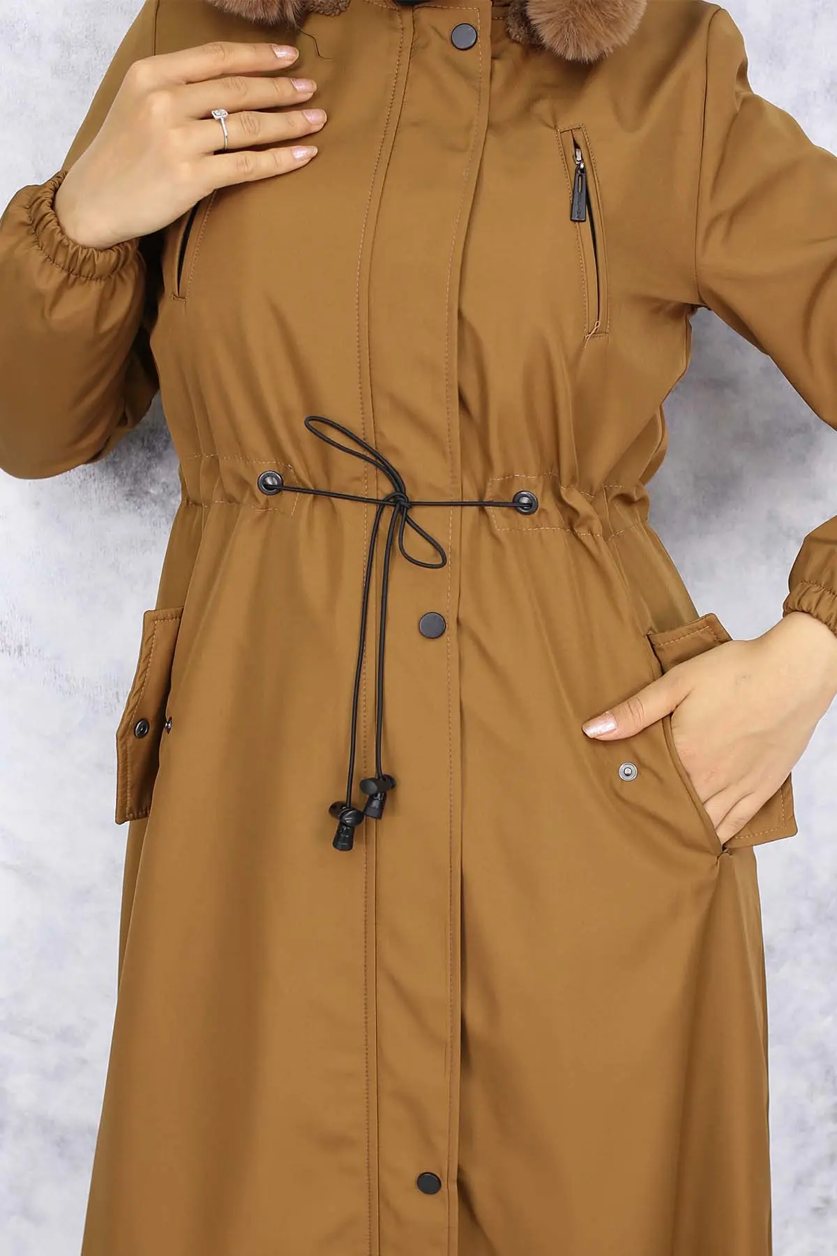 Long Bondite Coat With Plush Inside And Fur Collar-detail
