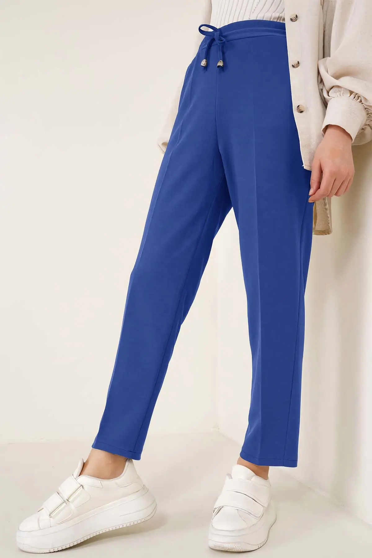 İp Detaylı Beli Lastikli Bilekte Pantolon Saks Mavisi 6624-detail
