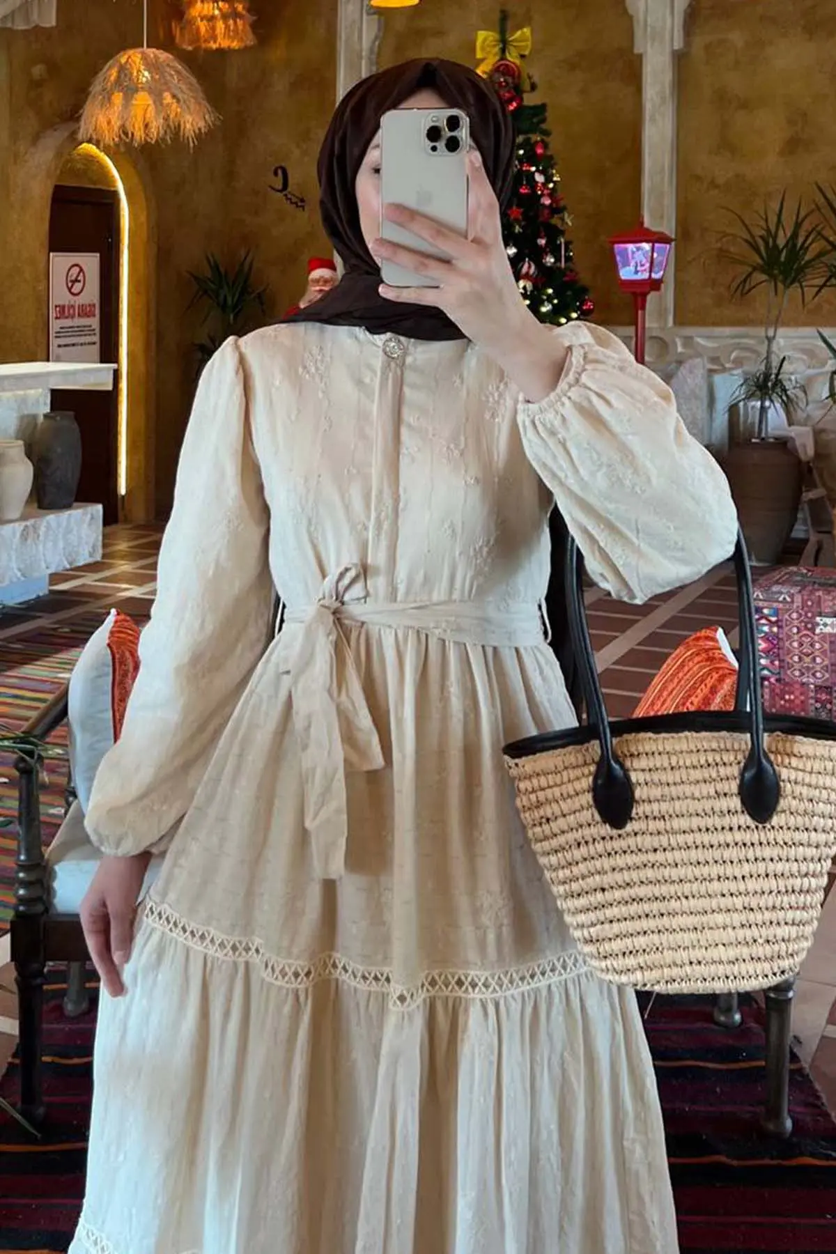 Embossed Patterned Hijab Dress-detail