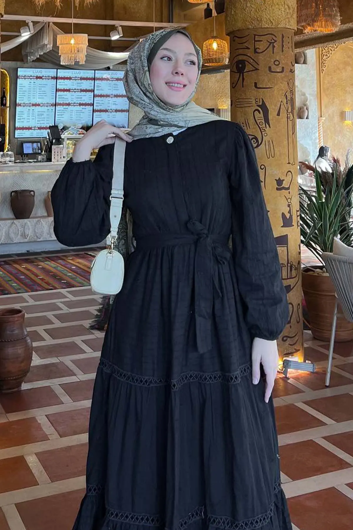 Kabartma Desenli Tesettür Elbise Siyah 1002-1-detail