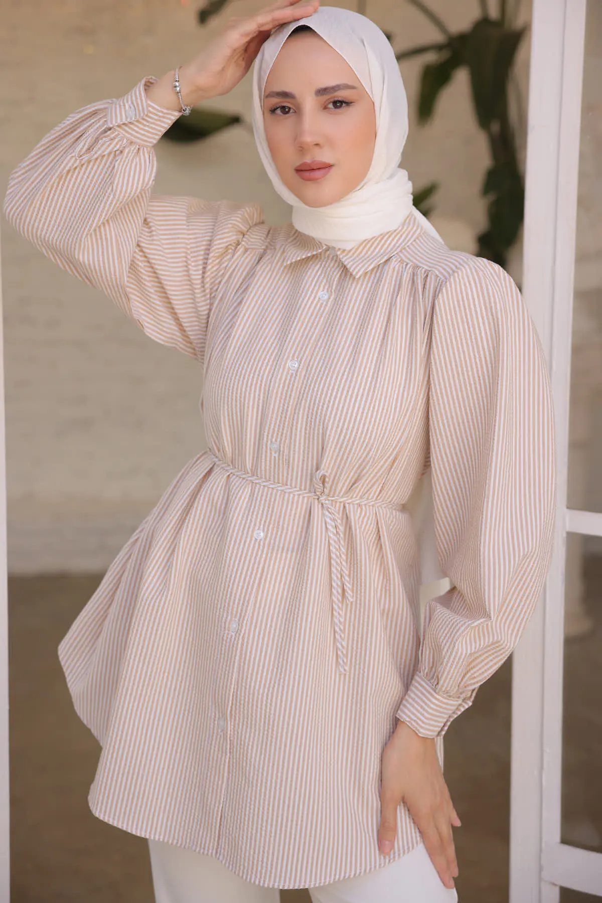 Women's Striped Shirt With Rope Detail On The Waist-detail