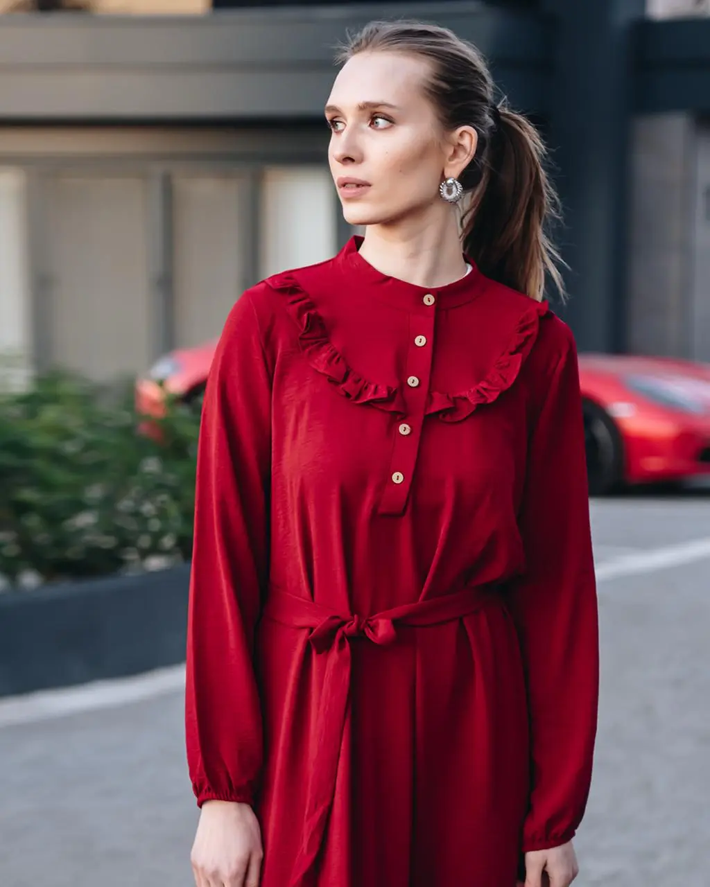 Kadın Bordo Önü Düğmeli Kuşaklı Yakası Fırfırlı Jessica Ayrobin Elbise Şık-detail