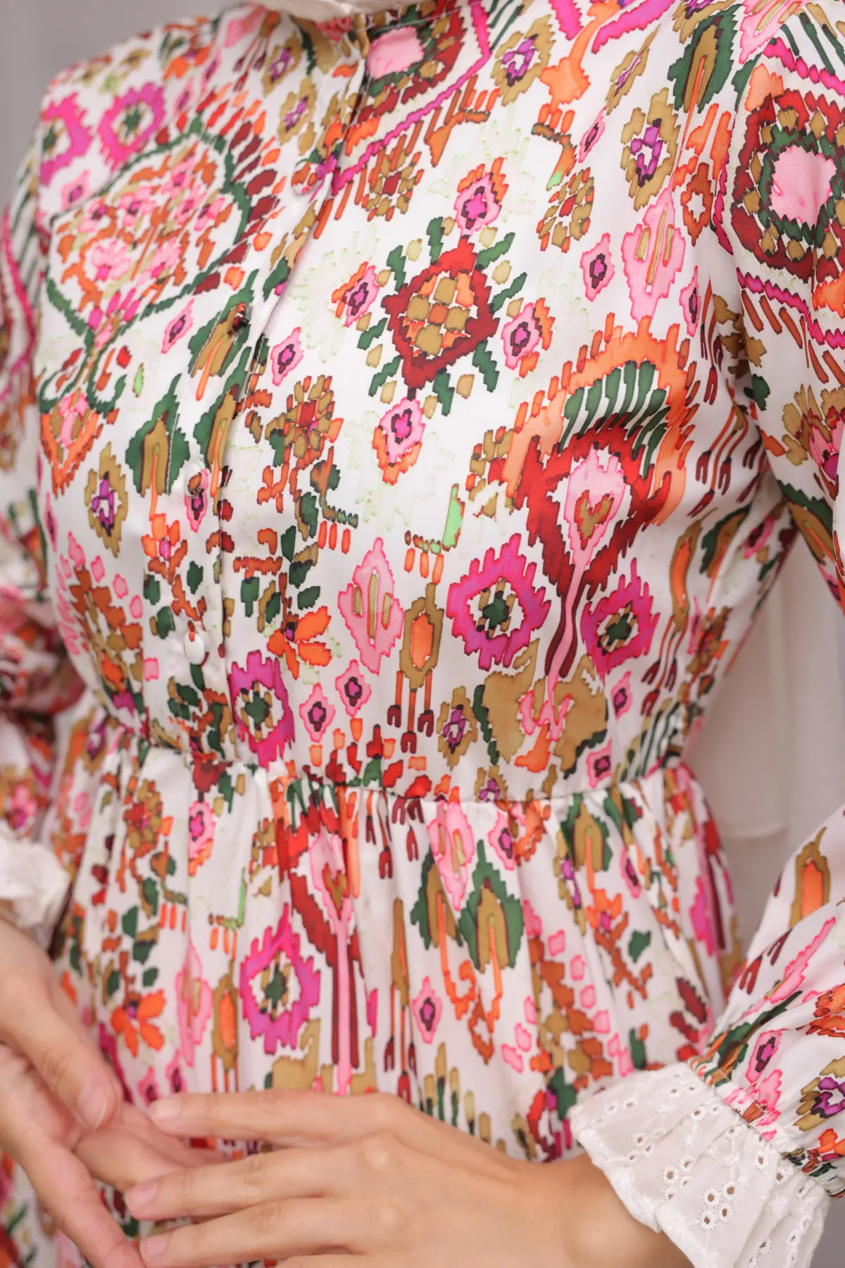 Women's Lace Detailed Gathered Waist Dress-detail