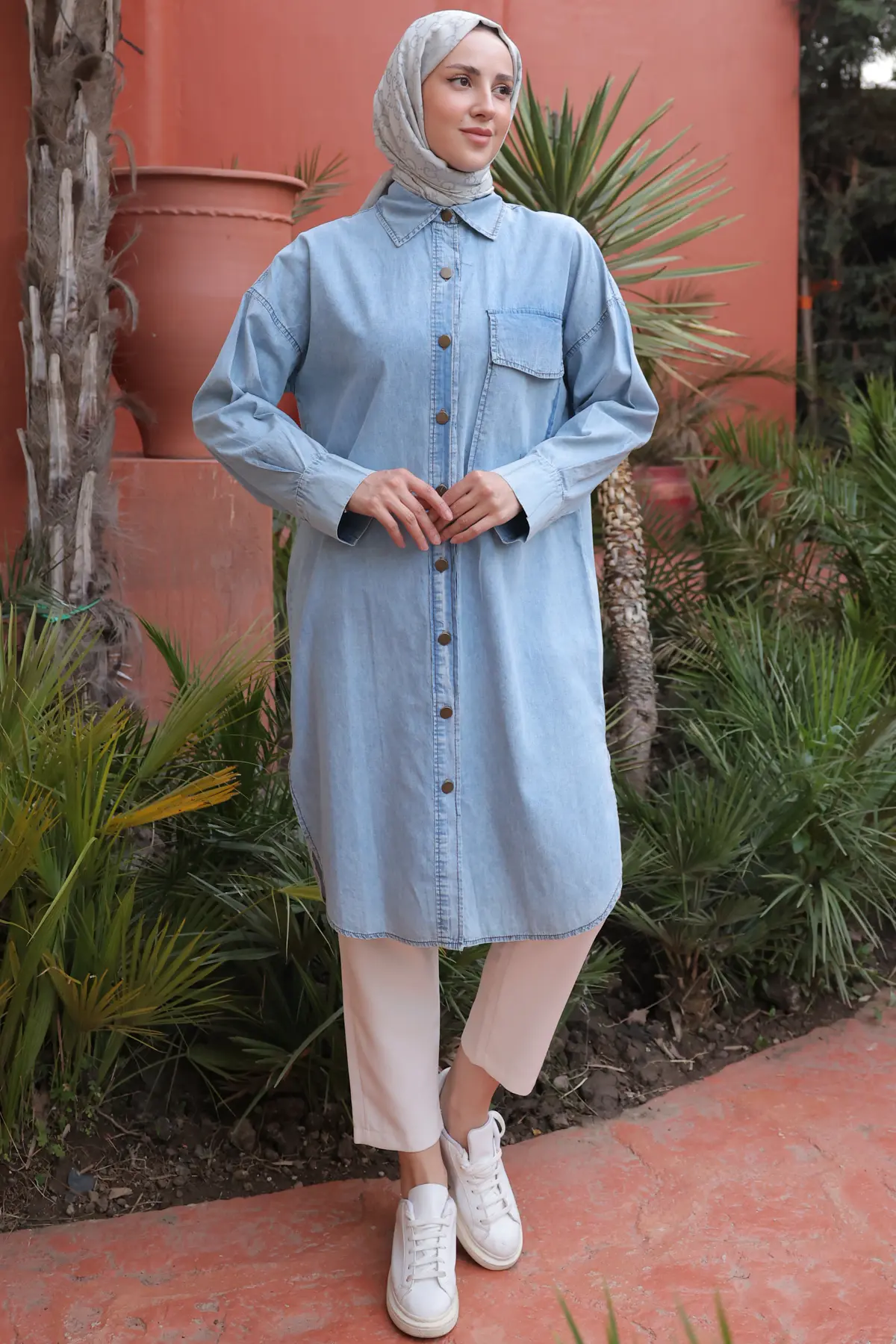 Women's Buttoned Denim Tunic-detail