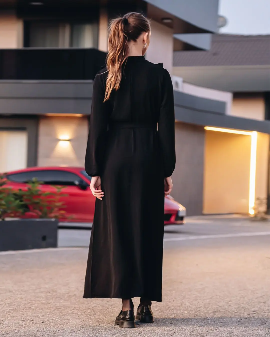 Kadın Siyah Önü Düğmeli Kuşaklı Yakası Fırfırlı Jessica Ayrobin Elbise Şık-detail