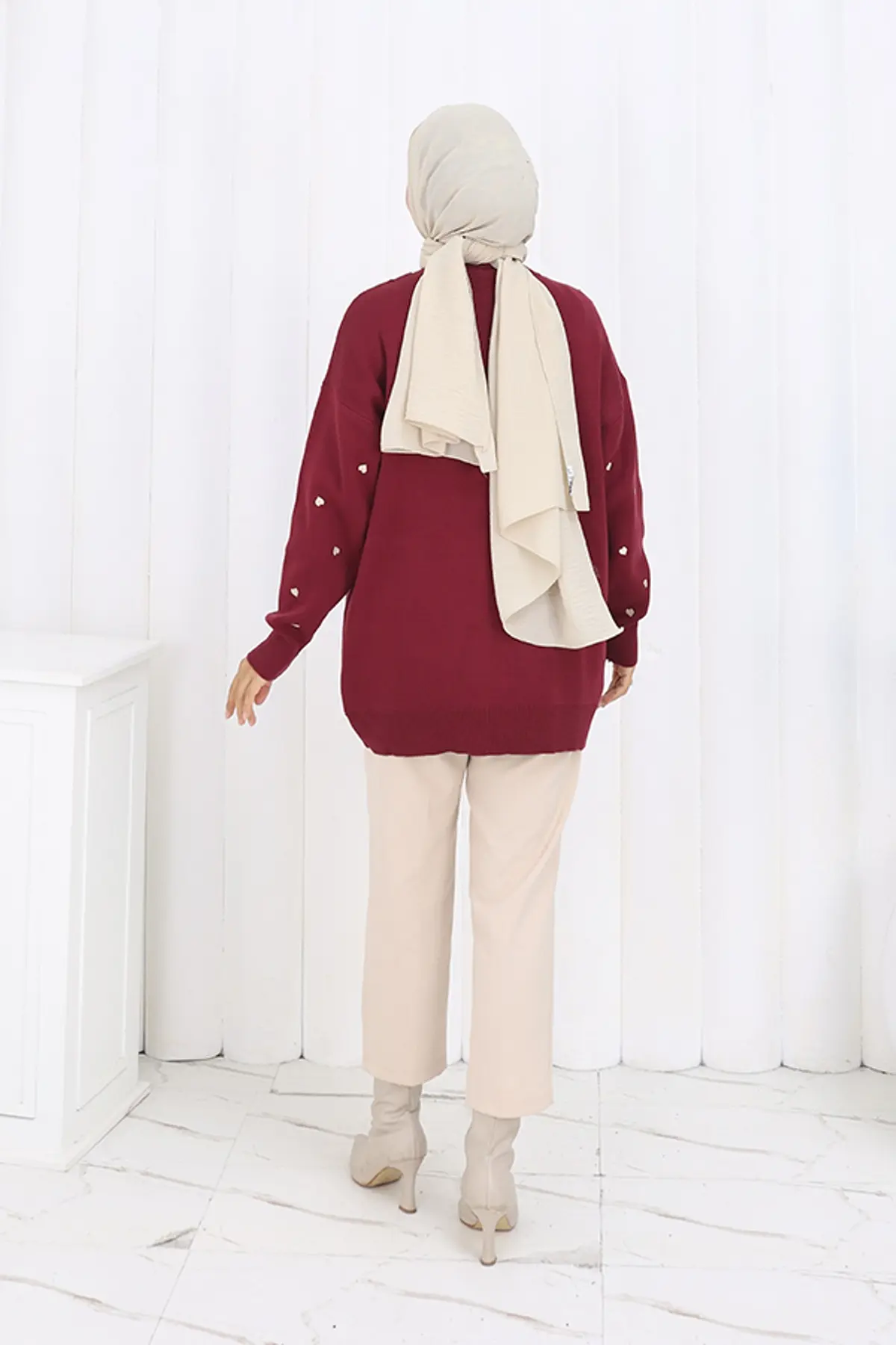 Kalp Nakışlı Triko Kazak-detail