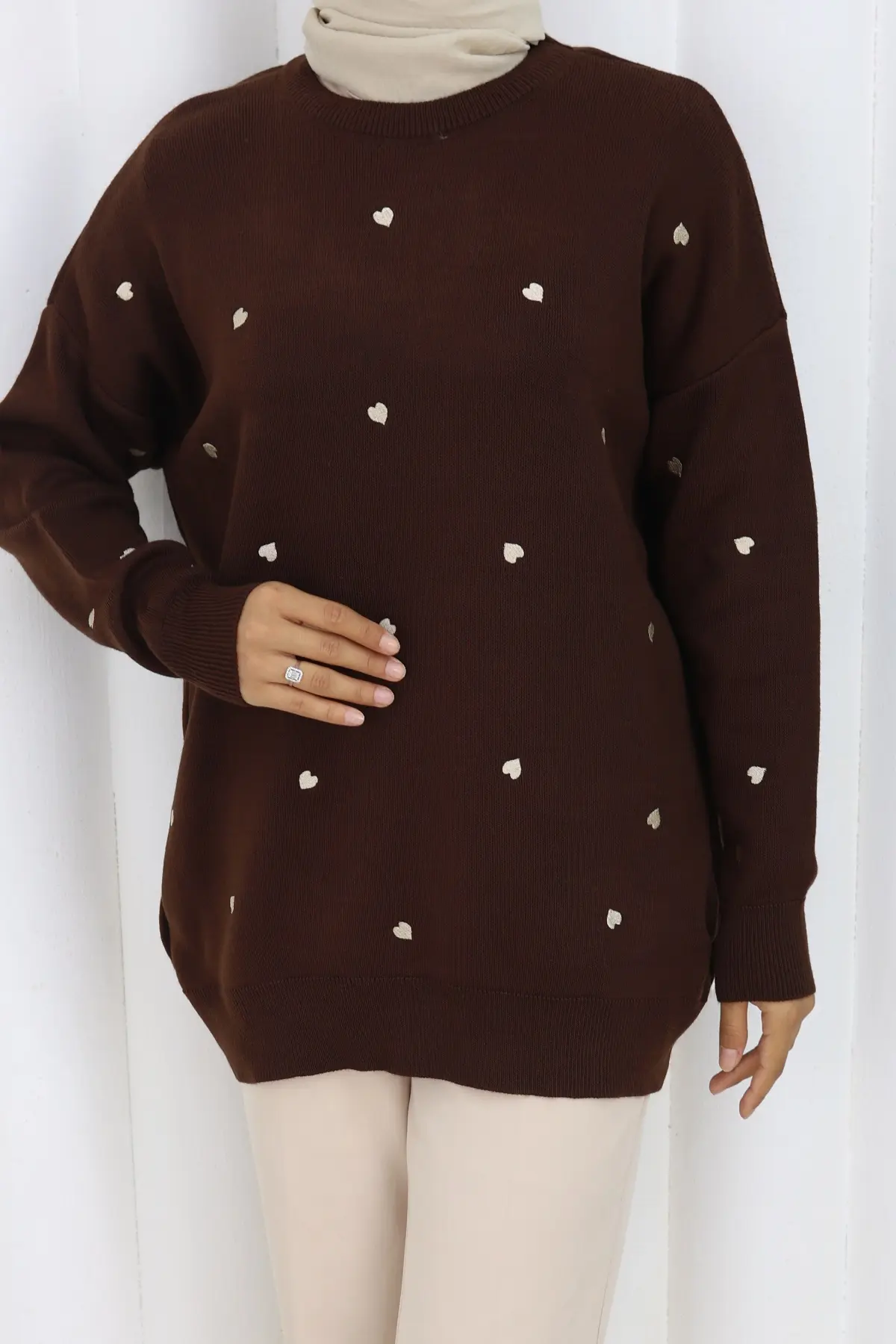 Kalp Nakışlı Triko Kazak-detail