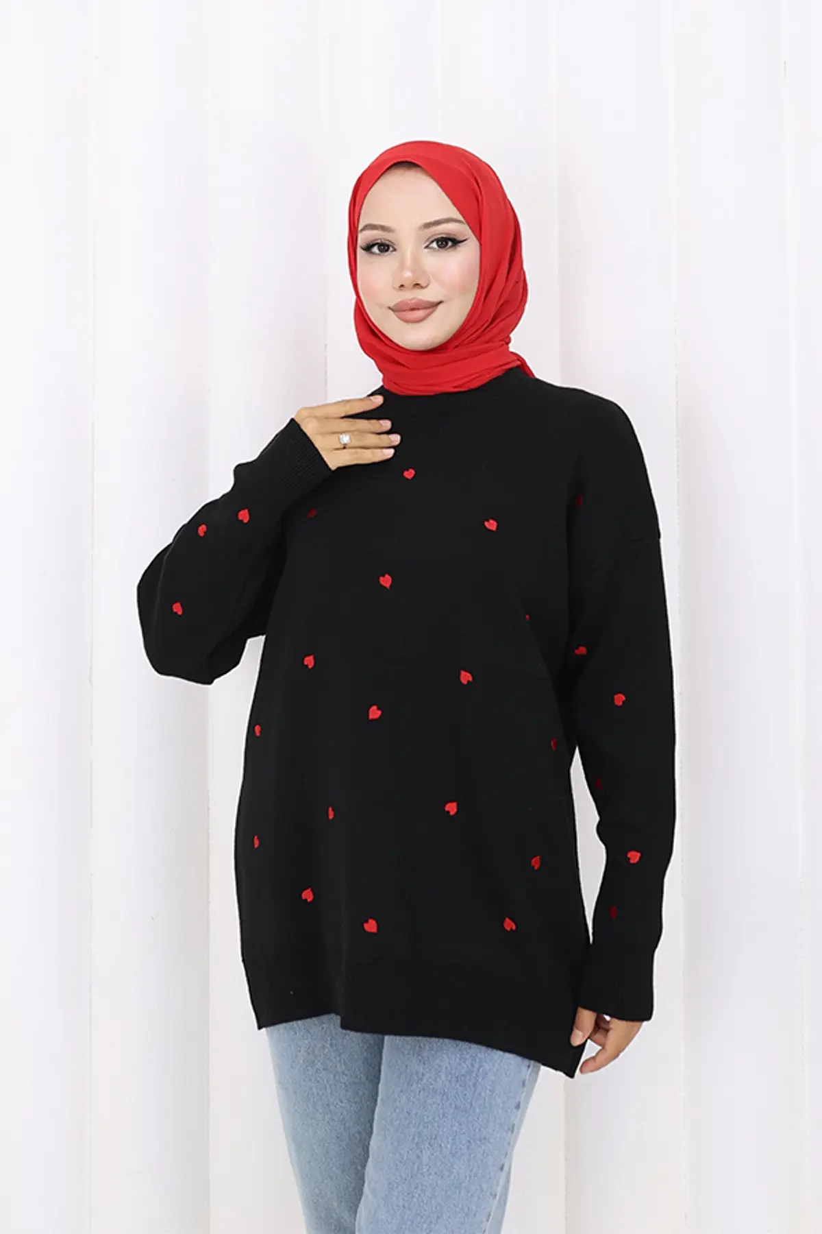 Kalp Nakışlı Triko Kazak-detail