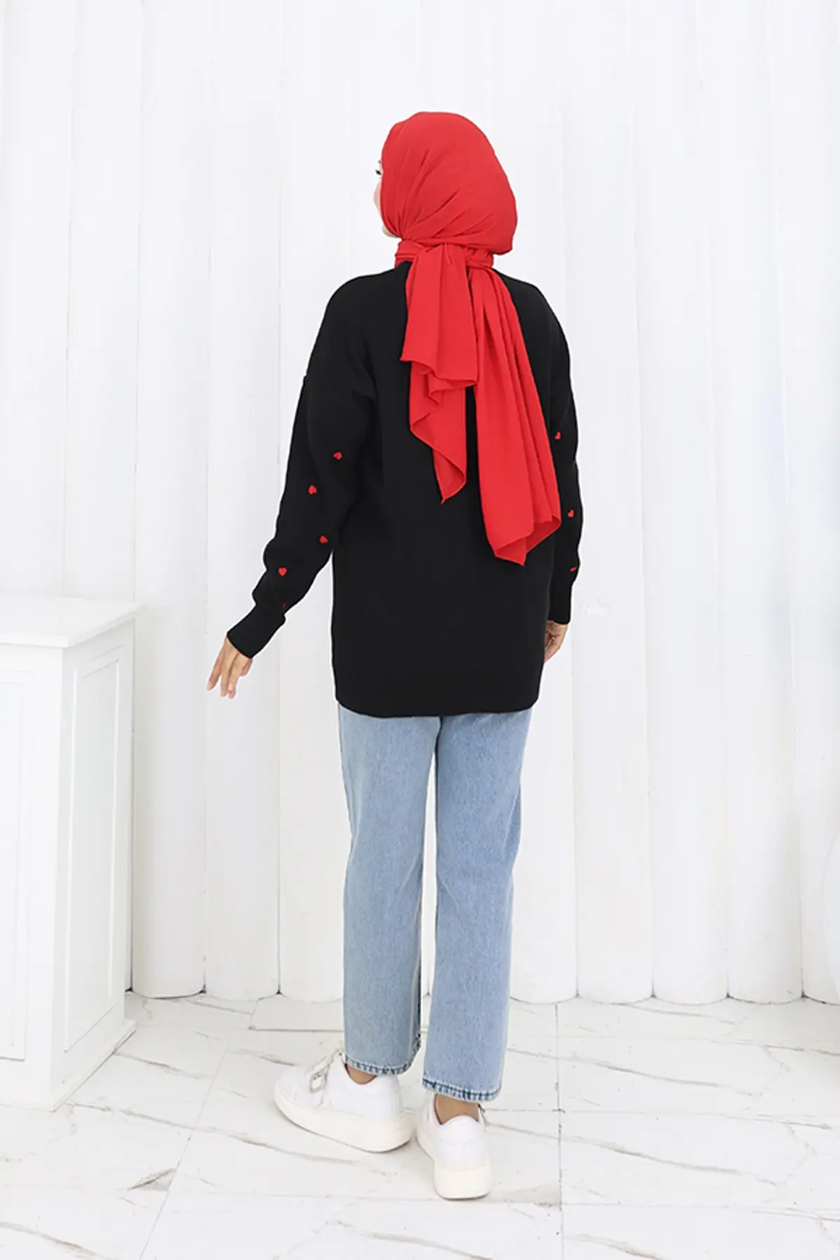 Kalp Nakışlı Triko Kazak-detail