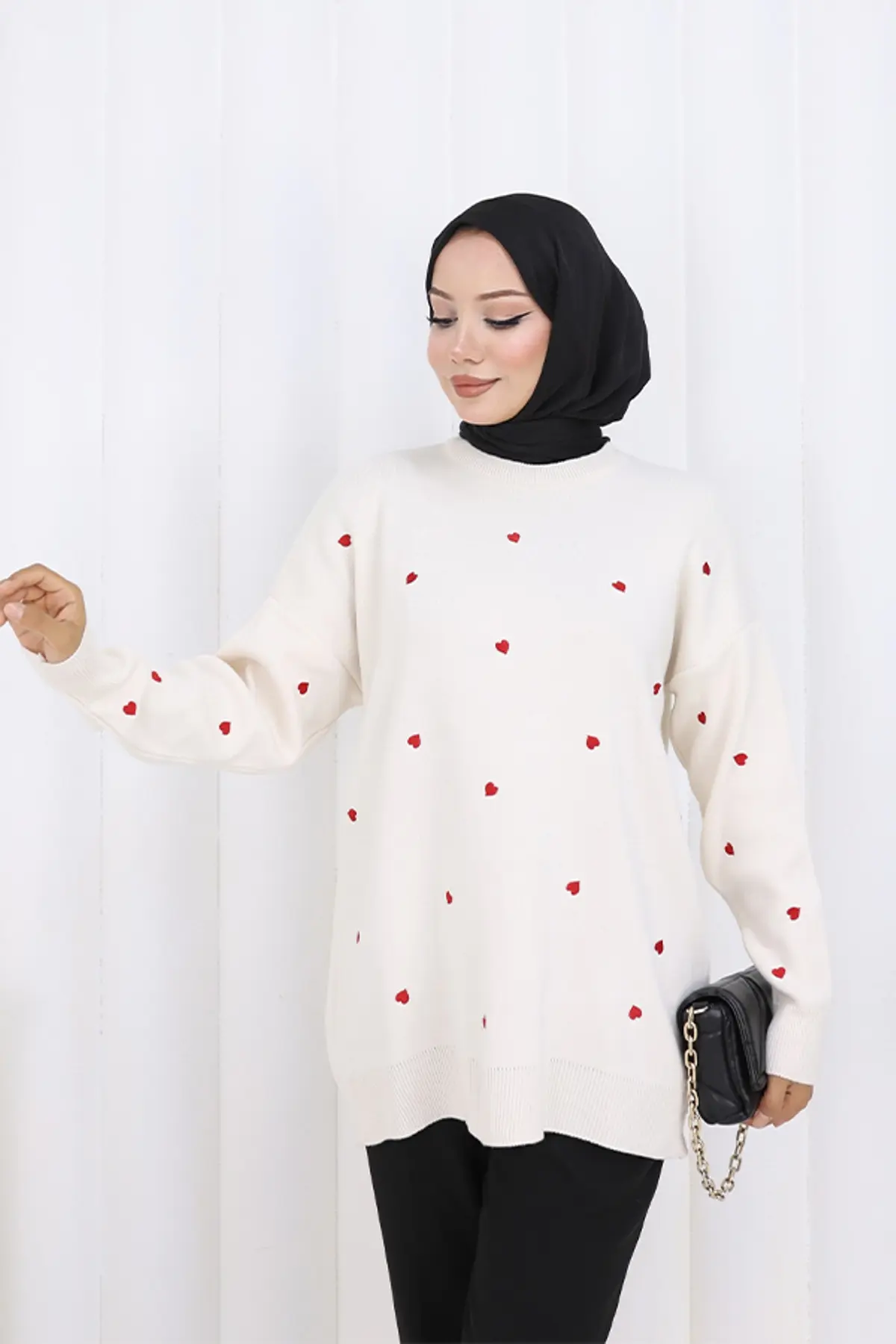 Kalp Nakışlı Triko Kazak-detail