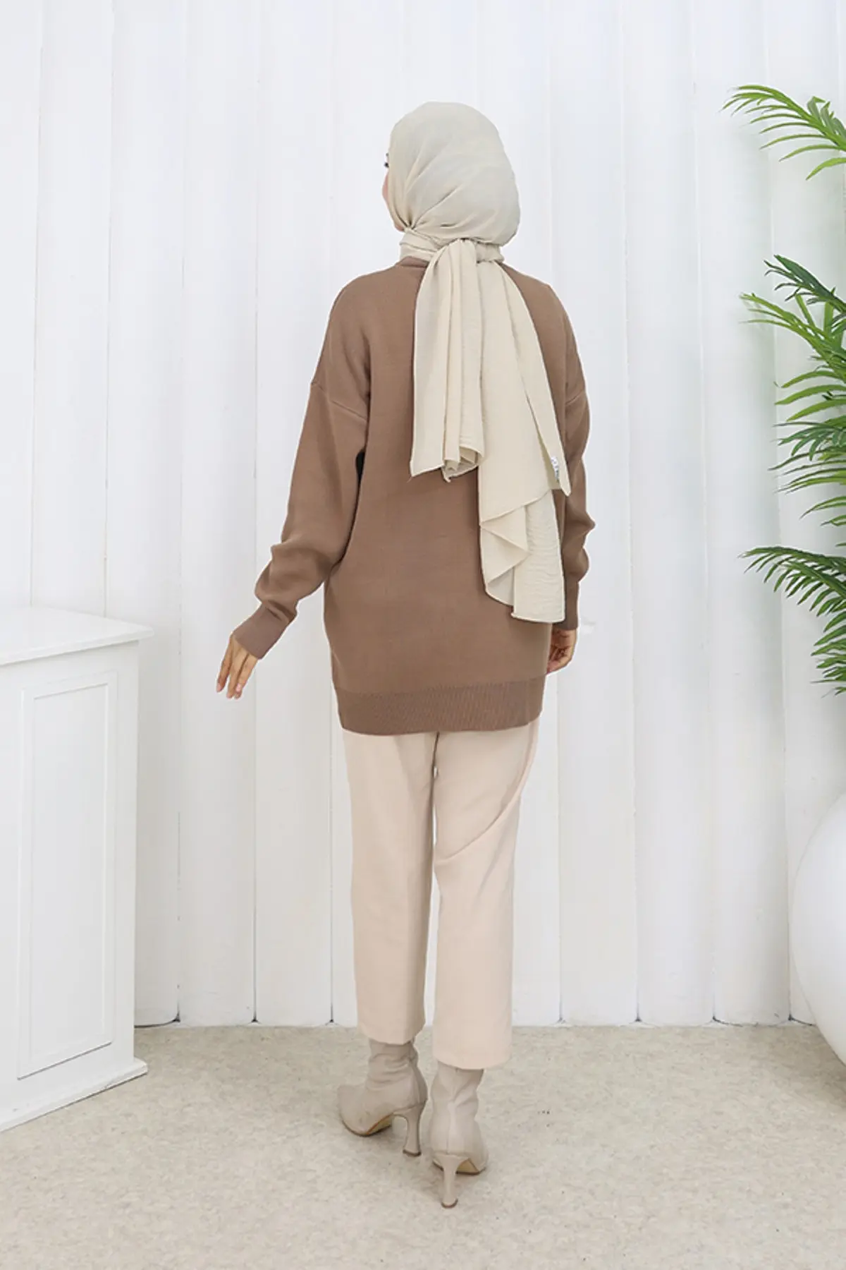 Kalp Nakışlı Triko Kazak-detail