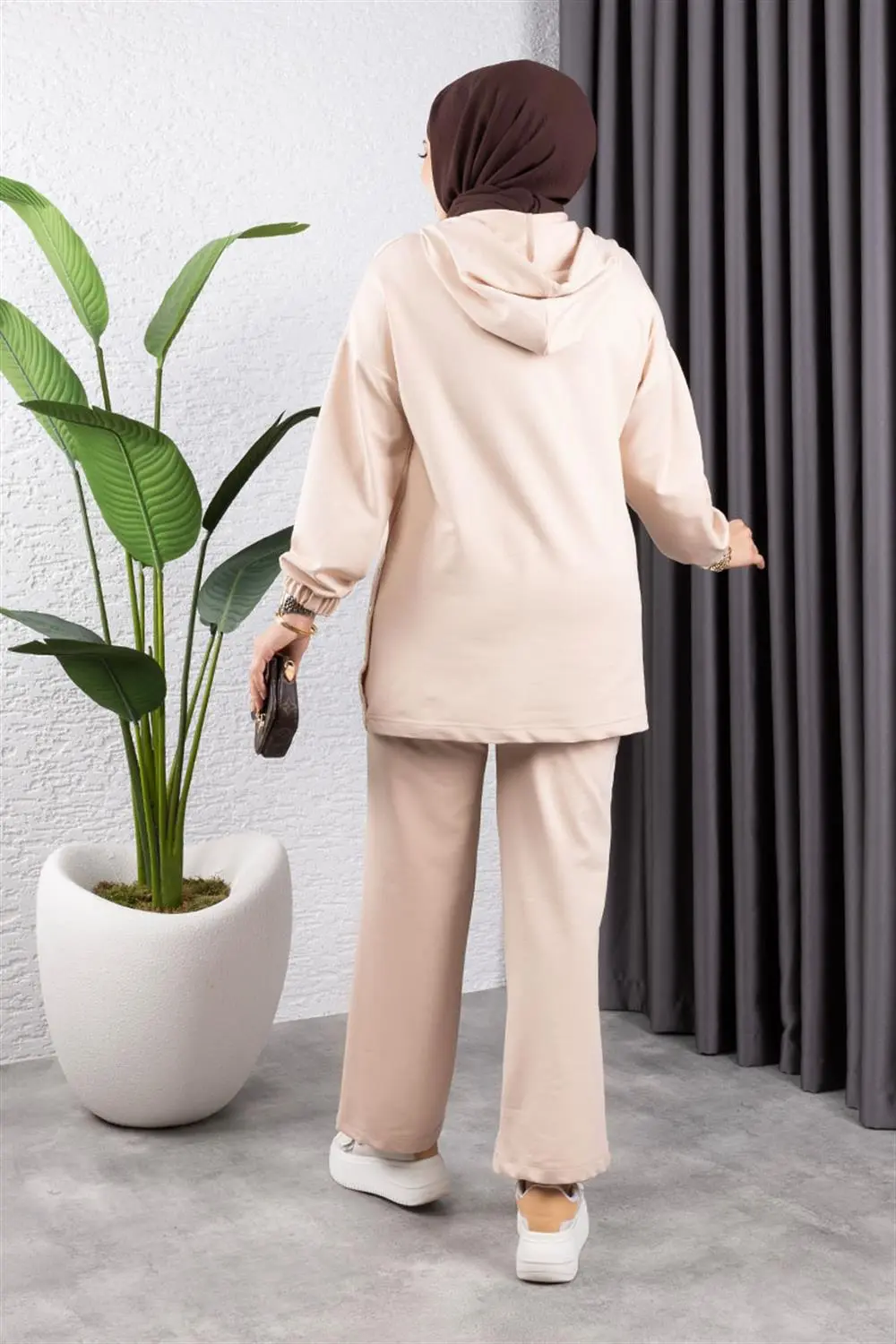 Kangaroo Pocket Snap Fasten Sports Suit Mınk-detail