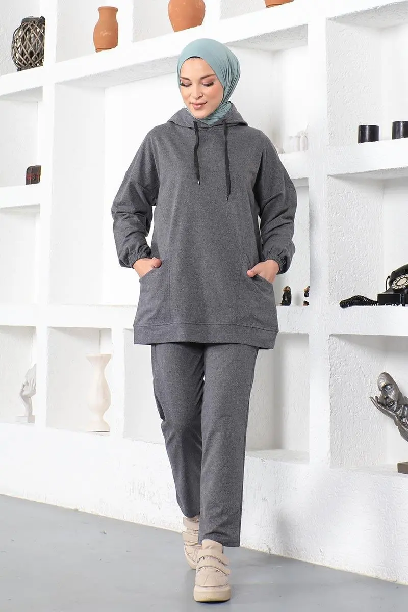 Hooded Sports Suit-detail