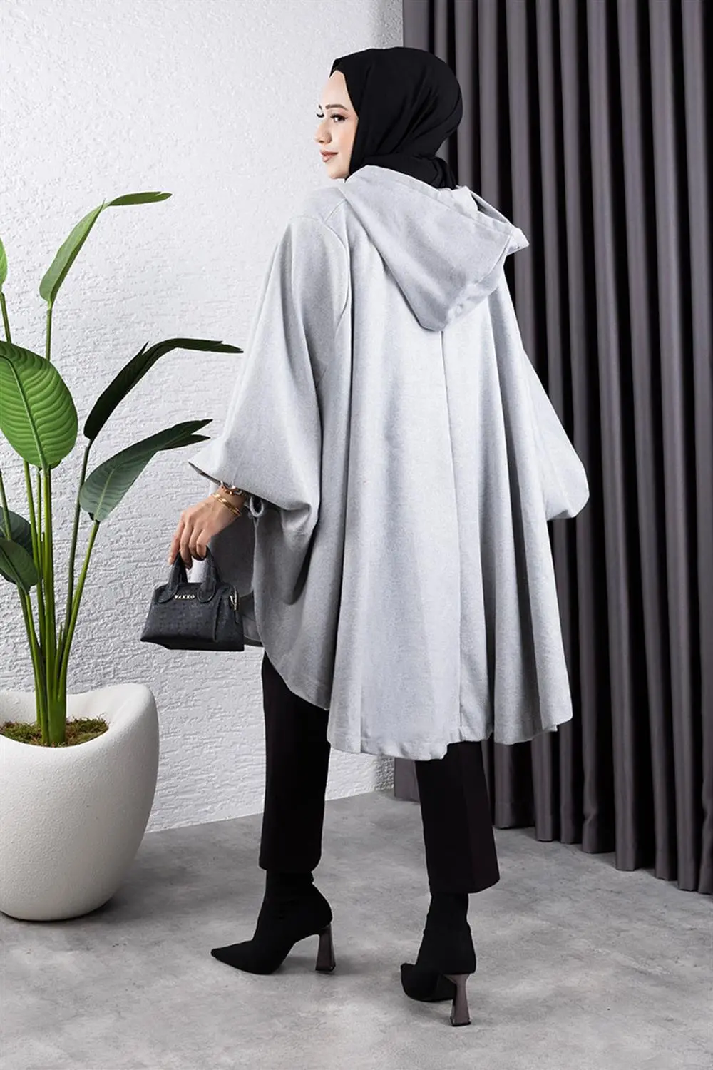 Kapüşonlu Tesettür Panço-detail