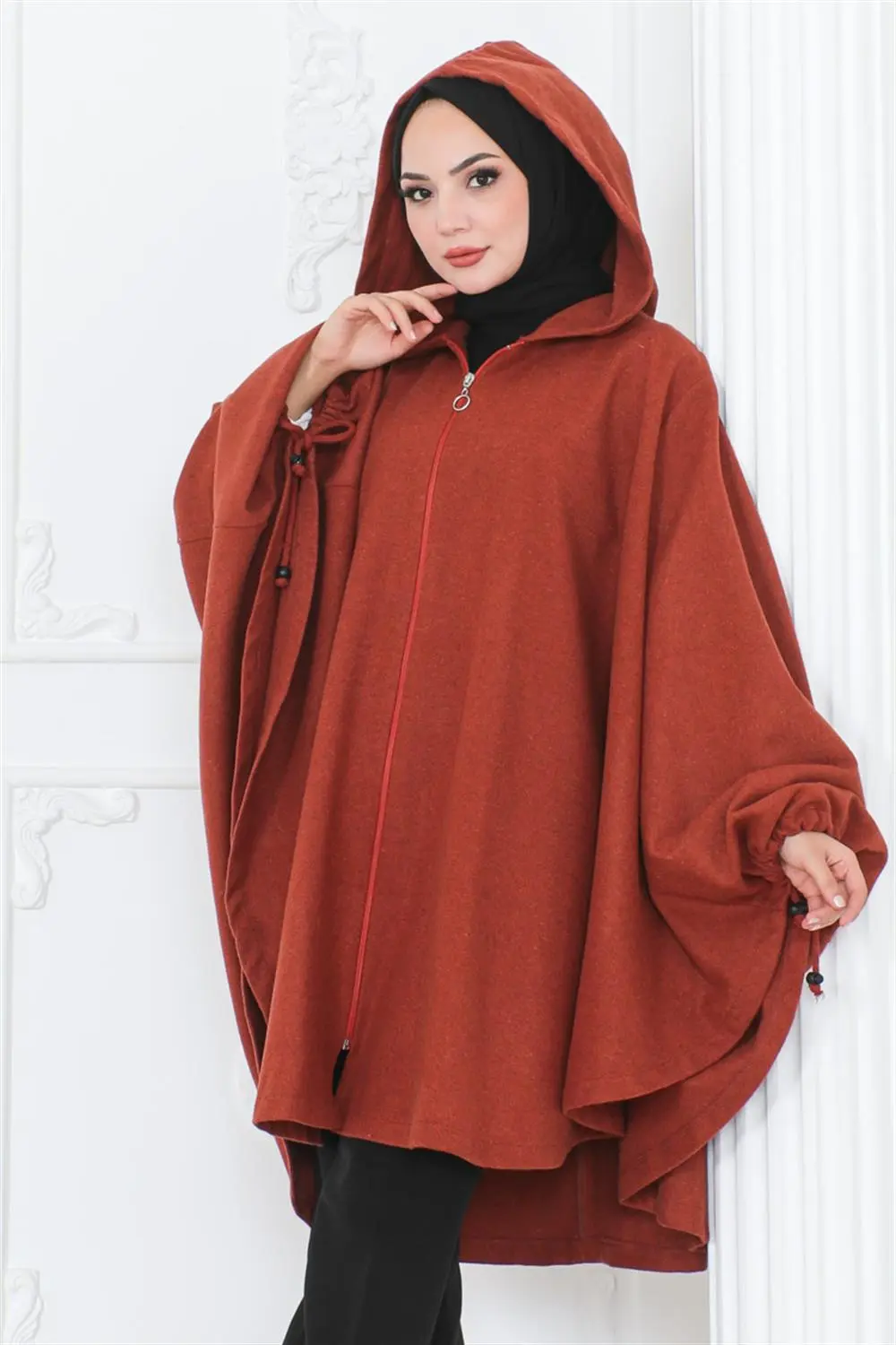 Hooded Hijab Poncho-detail