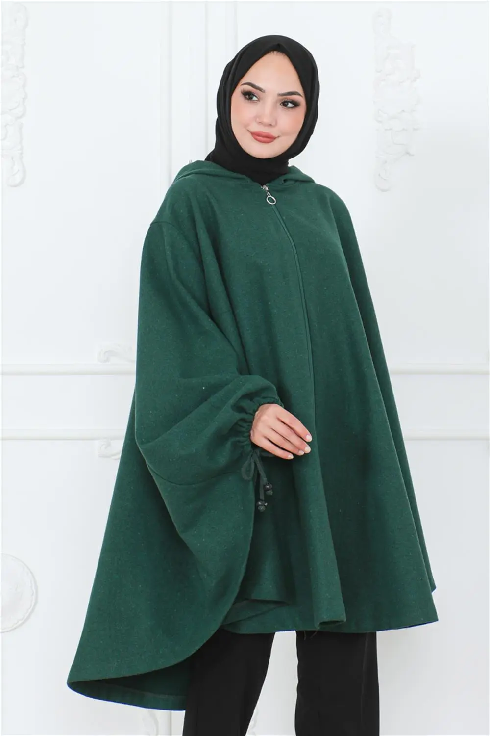 Hooded Hijab Poncho-detail
