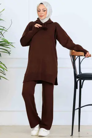 Kapüşonlu Triko Takım