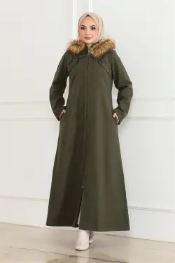 Kapüşonu Kürklü Kaşe Kaban