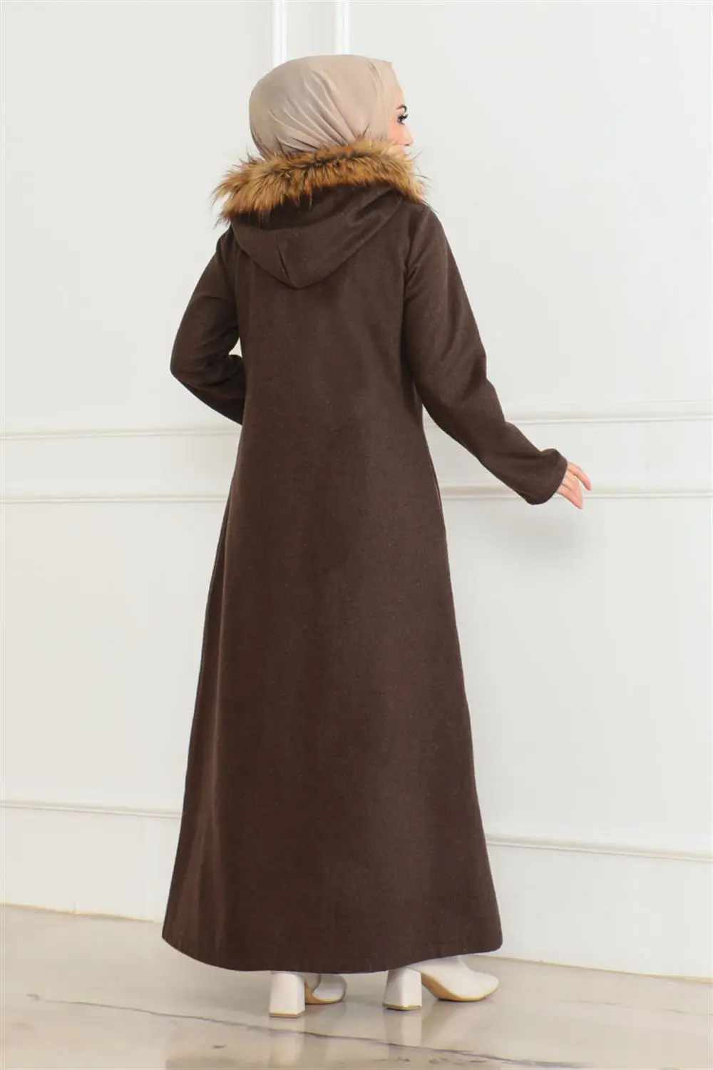 Kapüşonu Kürklü Kaşe Kaban-detail