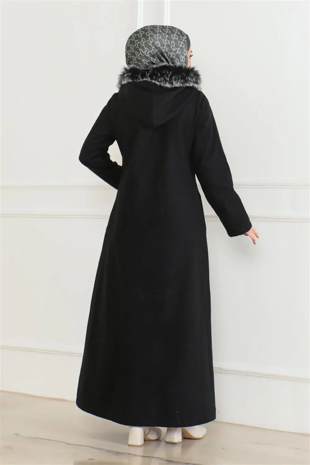 Kapüşonu Kürklü Kaşe Kaban-detail