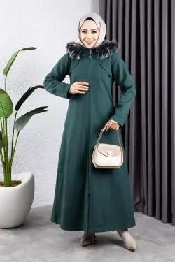 Kapüşonu Kürklü Kaşe Kaban