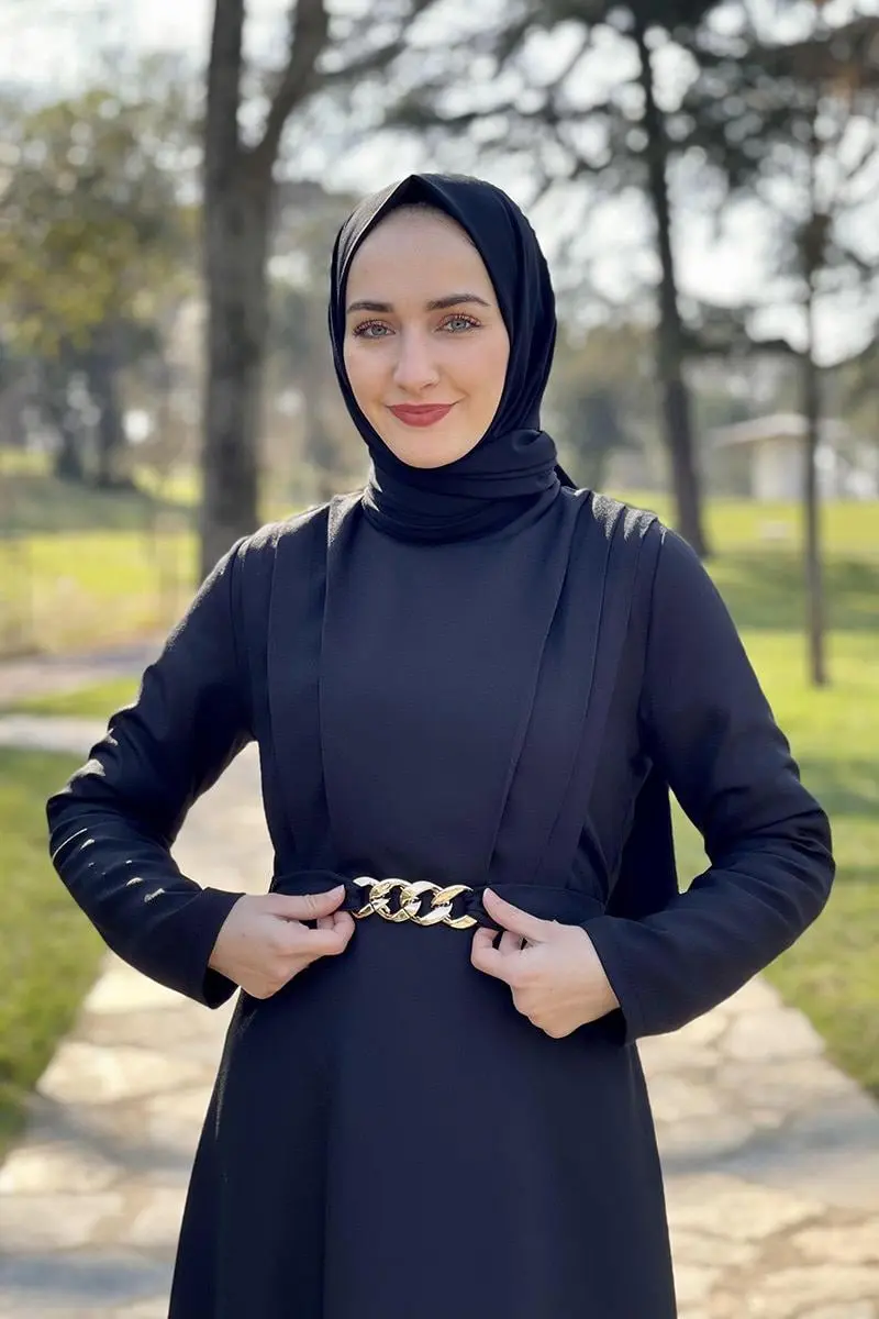 Belt Chain Dress-detail