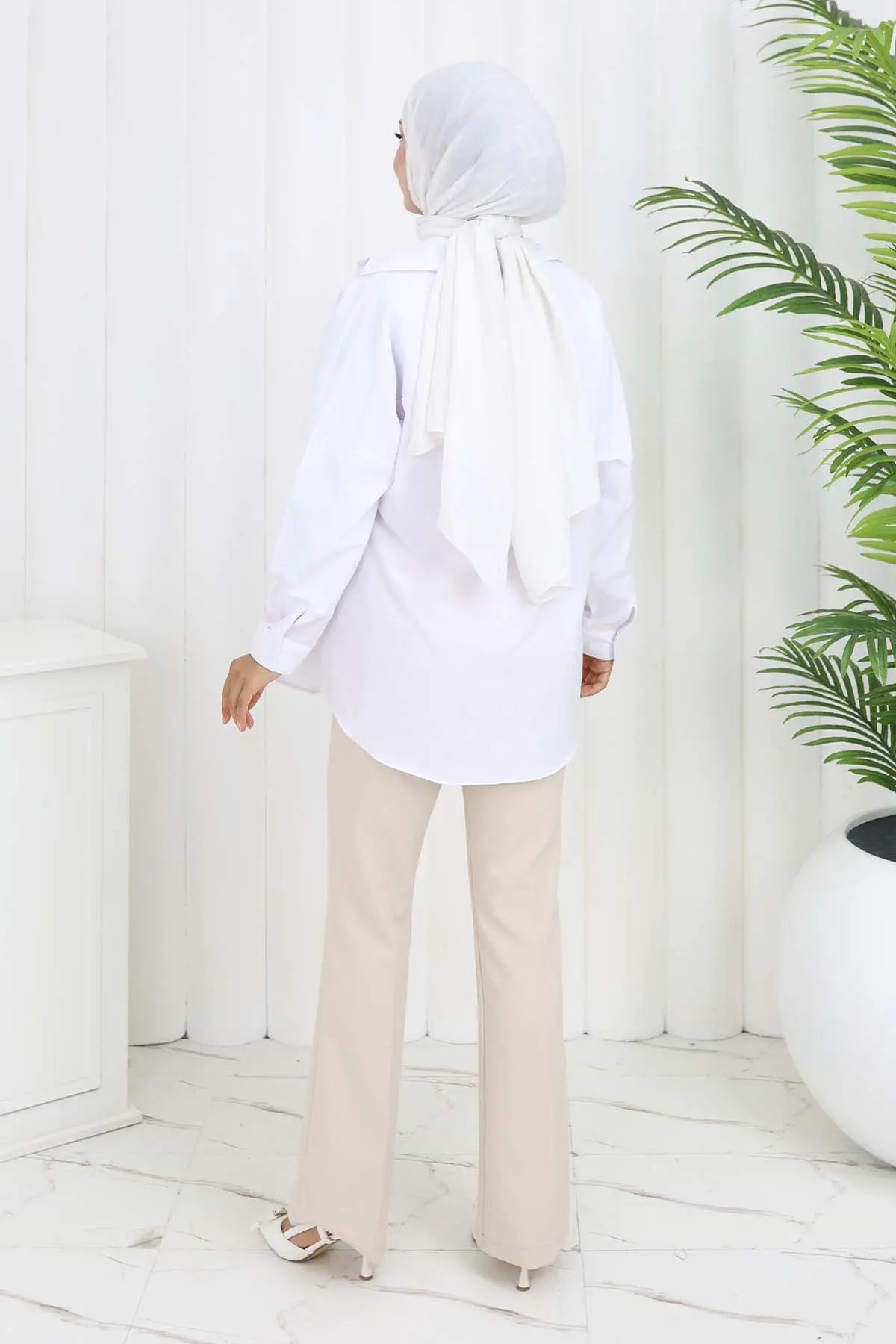 Belted Bell-bottom Trousers-detail