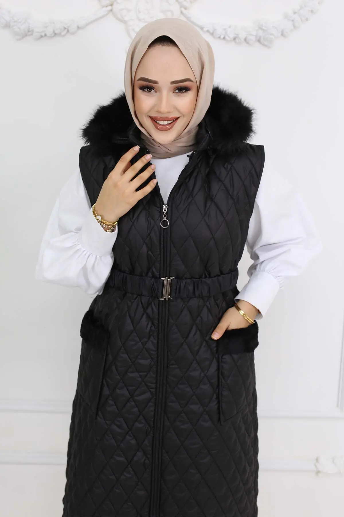 Belted Hooded Quilted Puffer Vest Black-detail