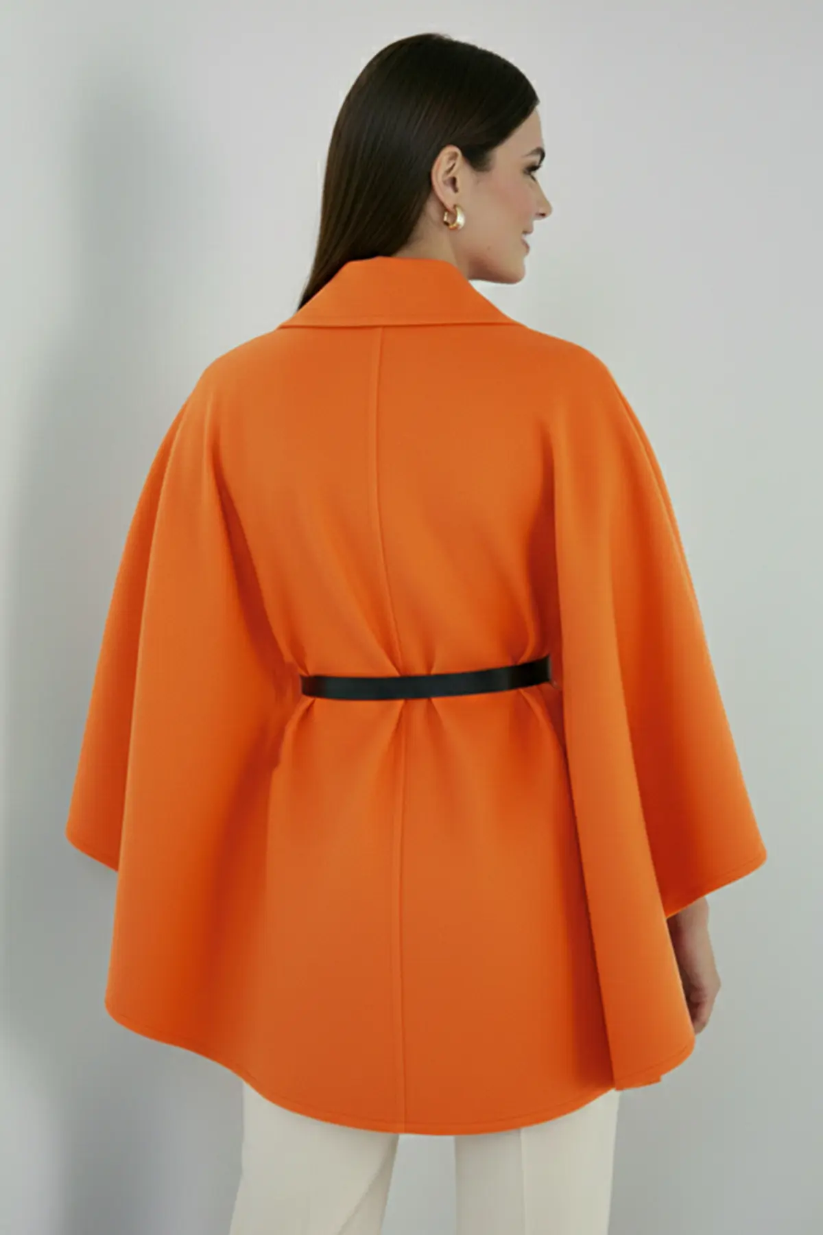 Belted Cashmere Poncho-detail