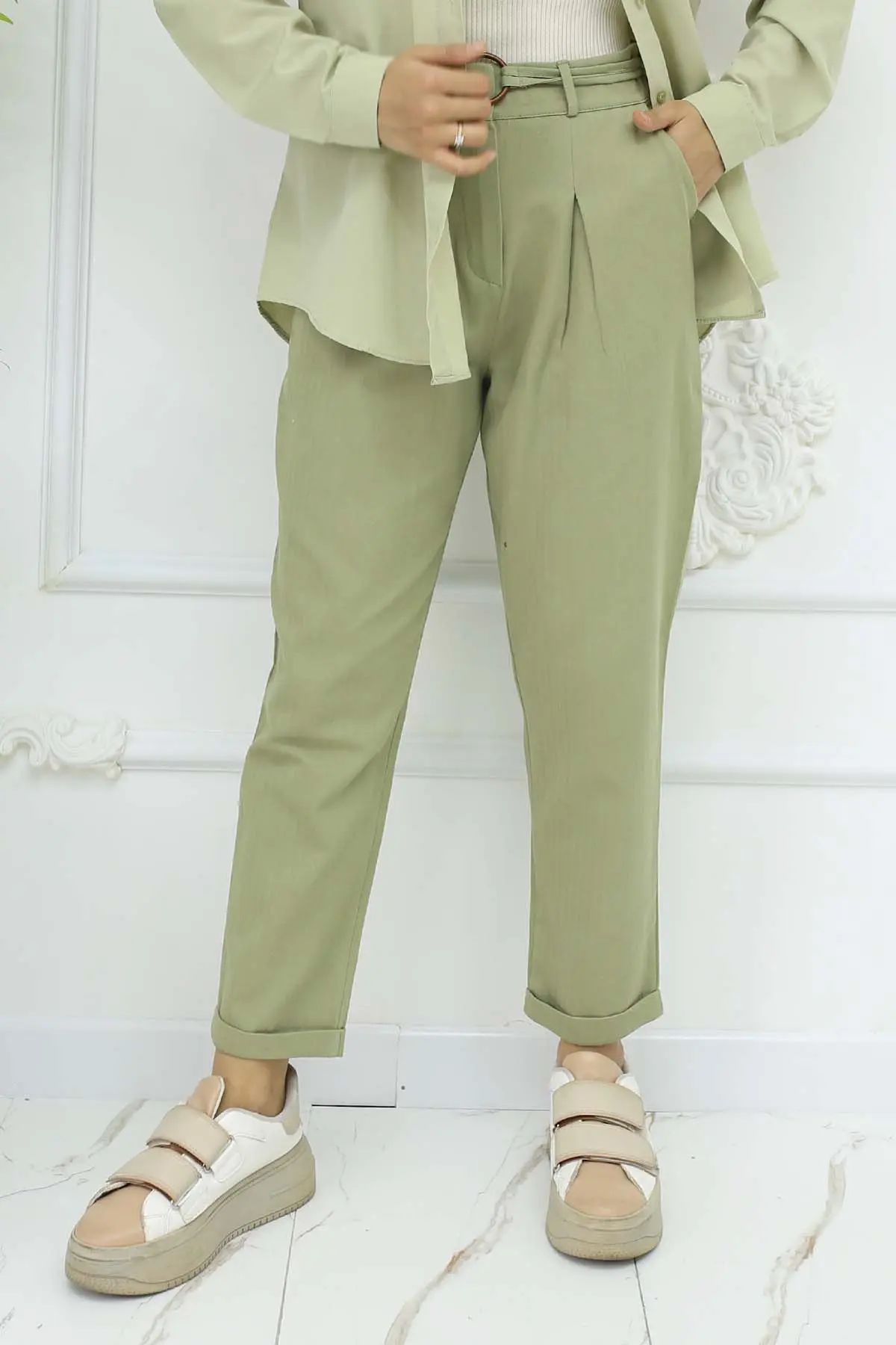 Kemerli Keten Pantolon-detail