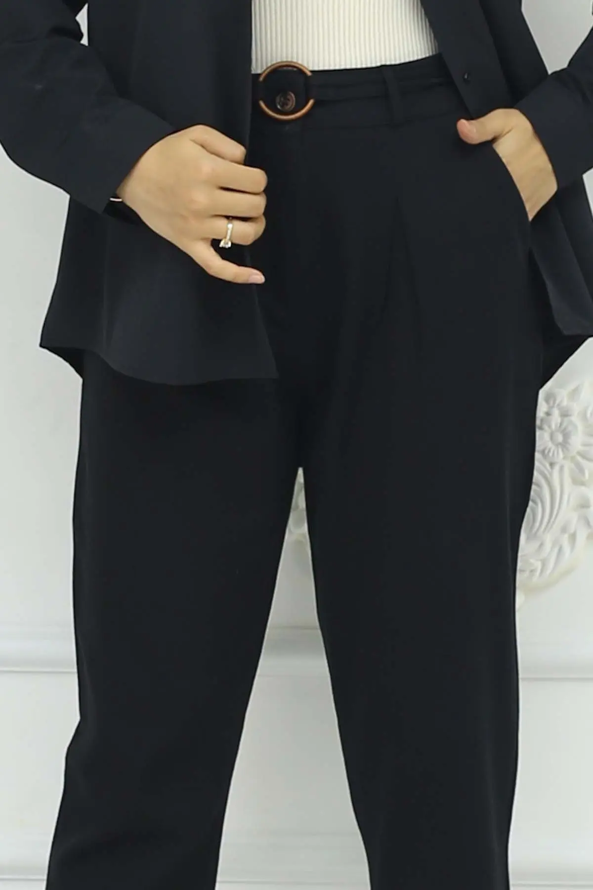 Kemerli Keten Pantolon-detail