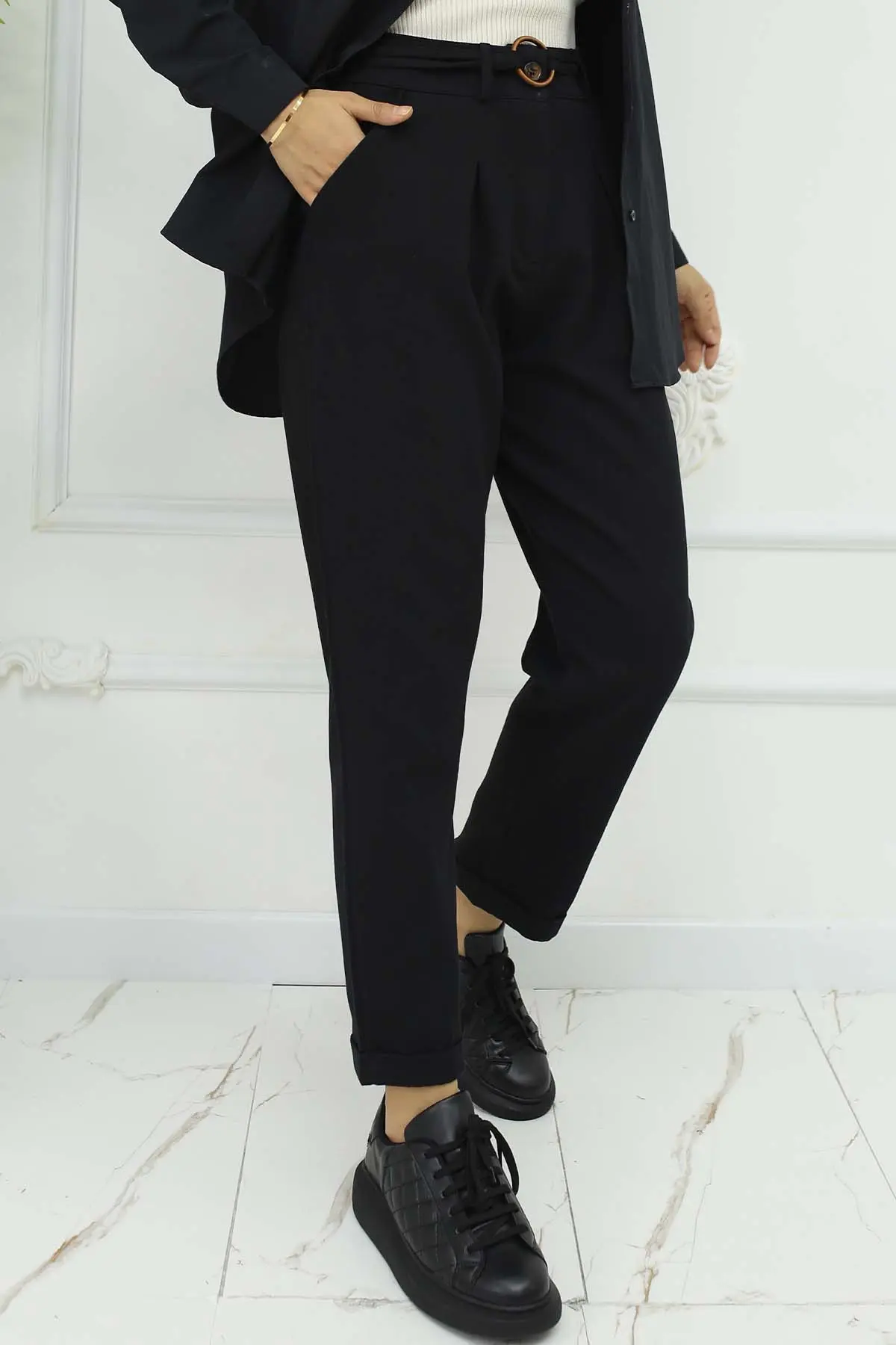 Kemerli Keten Pantolon-detail