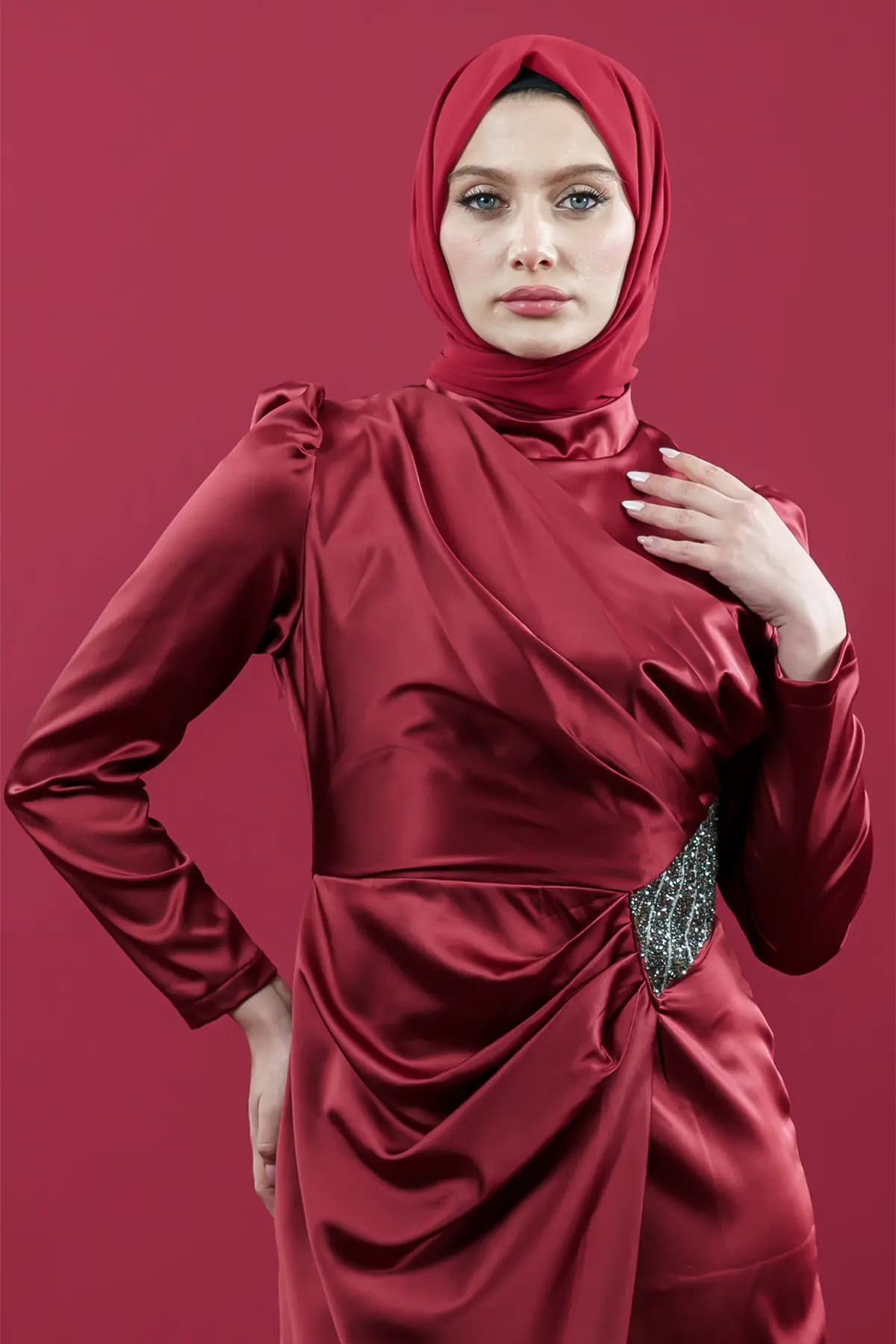 Kırmızı Özel Gün Tesettür Abiye-detail
