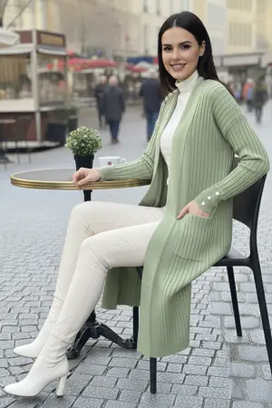 Kolu Düğmeli Fitilli Triko Hırka