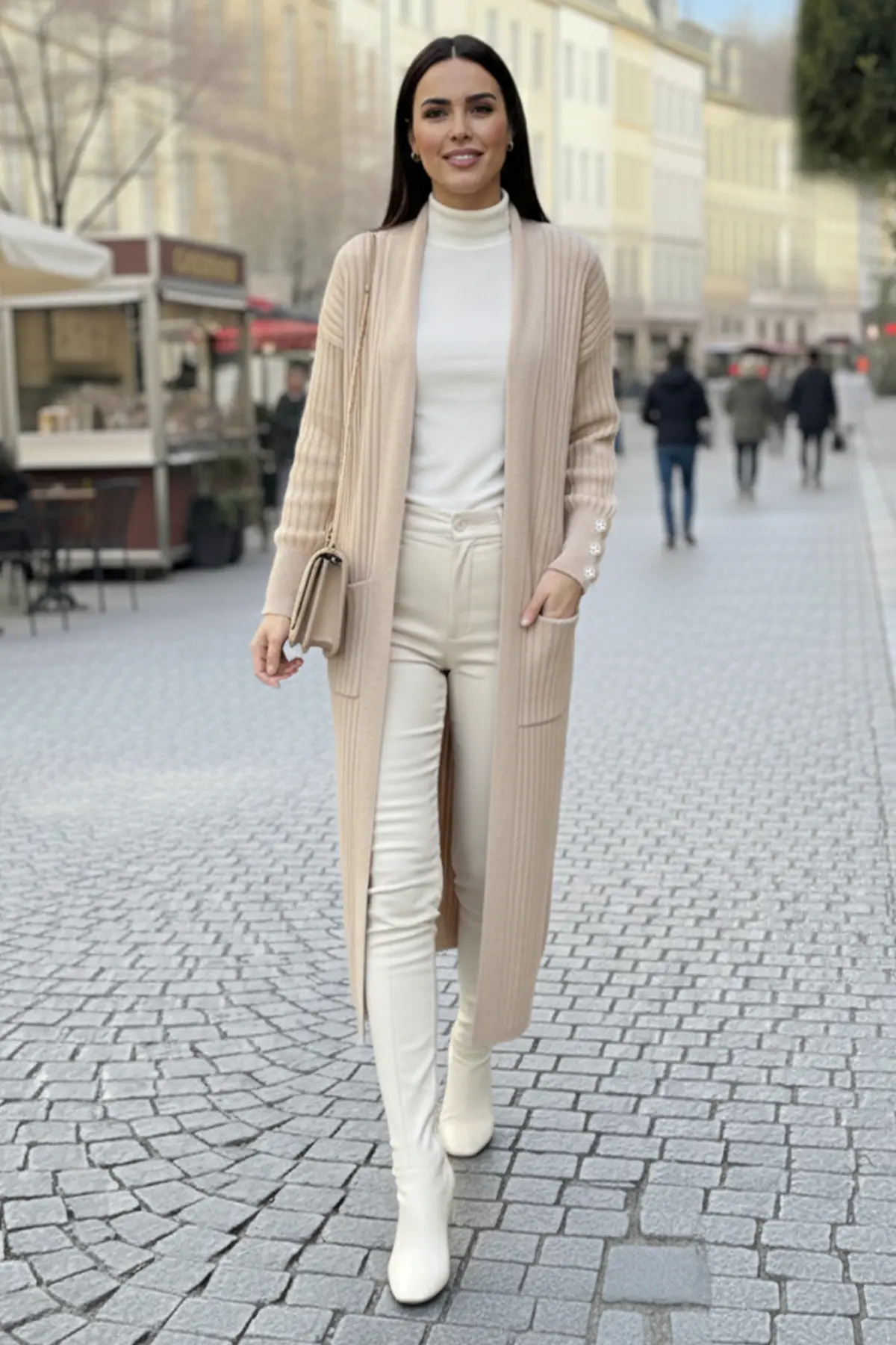 Kolu Düğmeli Fitilli Triko Hırka