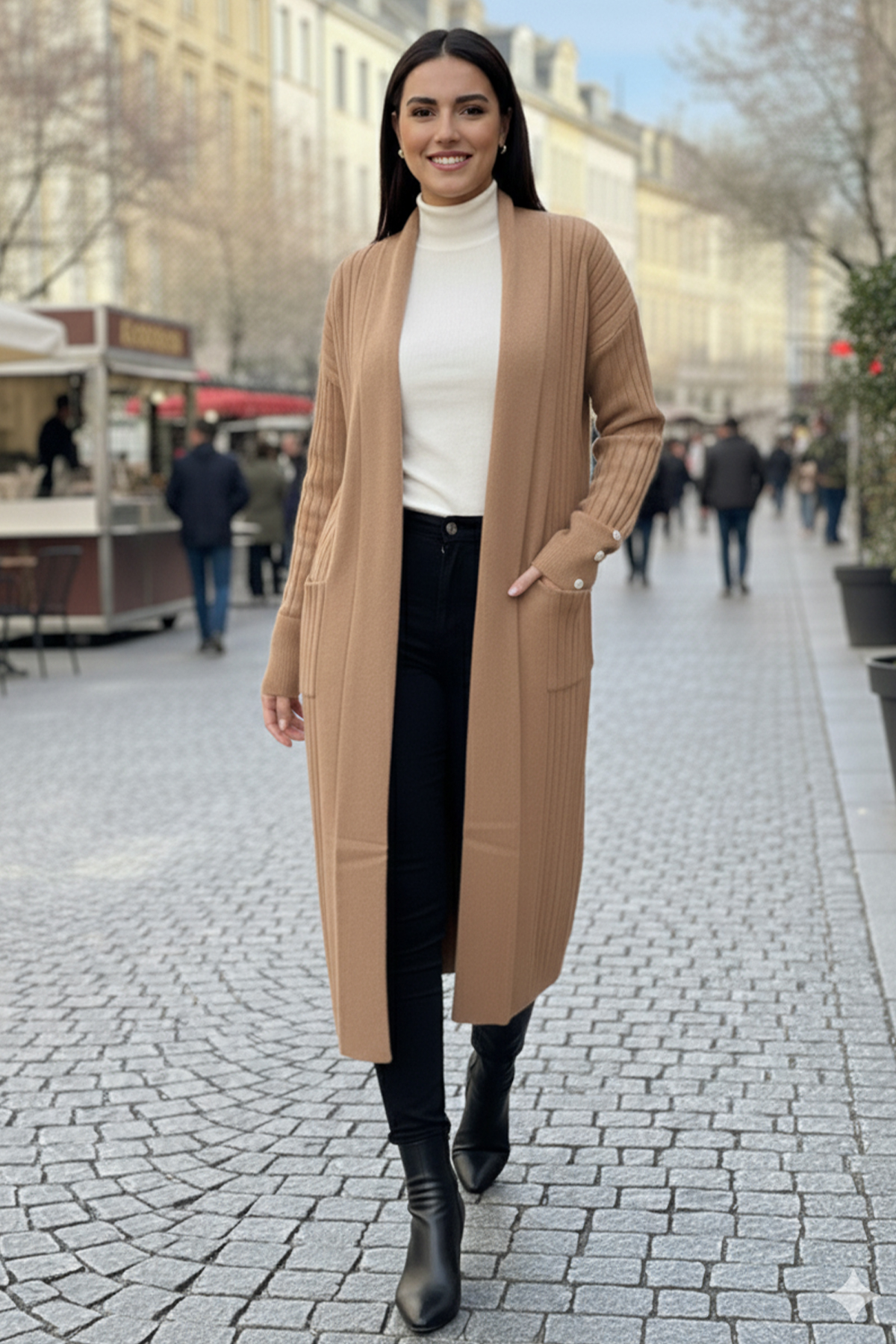 Kolu Düğmeli Fitilli Triko Hırka