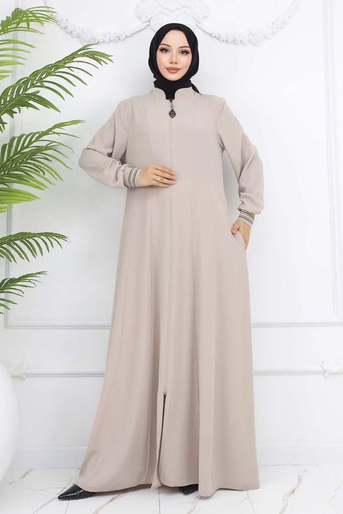 Mevlana Abaya With Elastic Sleeves-detail