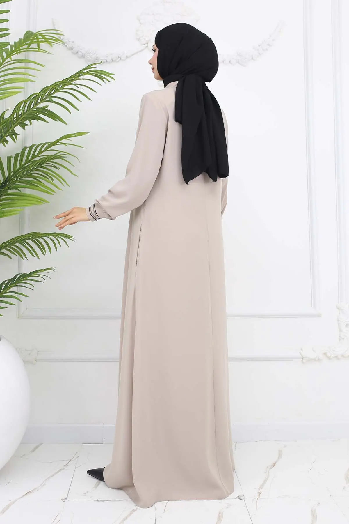 Mevlana Abaya With Elastic Sleeves-detail