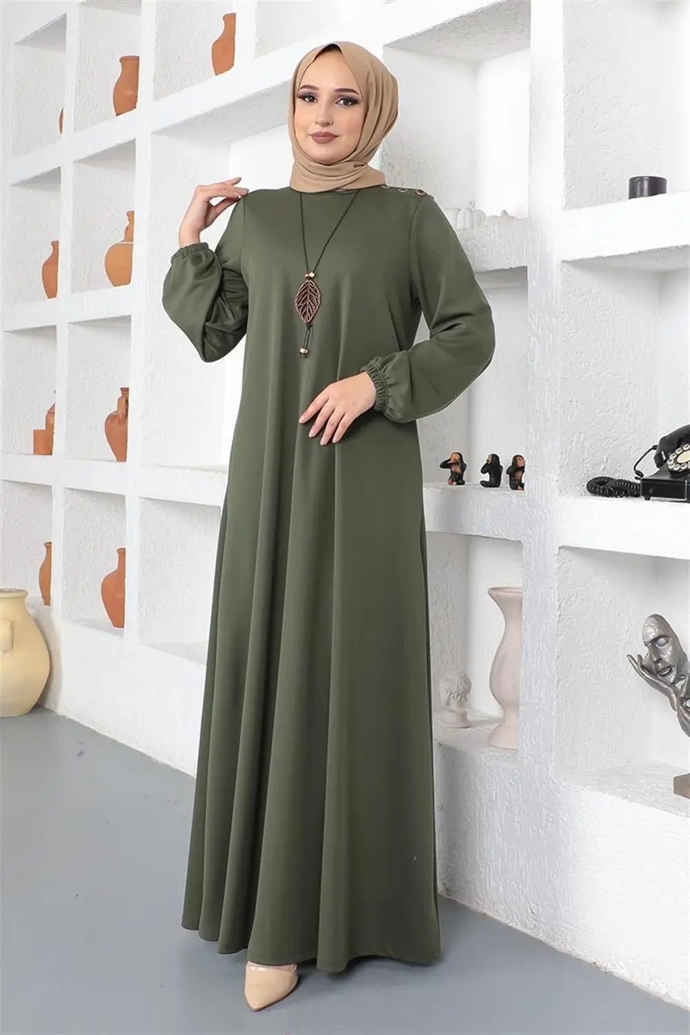 Kolyeli Bisiklet Yaka Tesettür Elbise Haki-detail