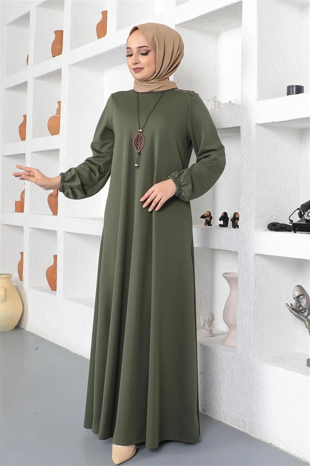 Kolyeli Bisiklet Yaka Tesettür Elbise Haki-detail