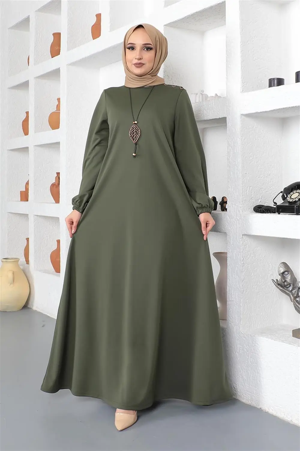 Kolyeli Bisiklet Yaka Tesettür Elbise Haki-detail