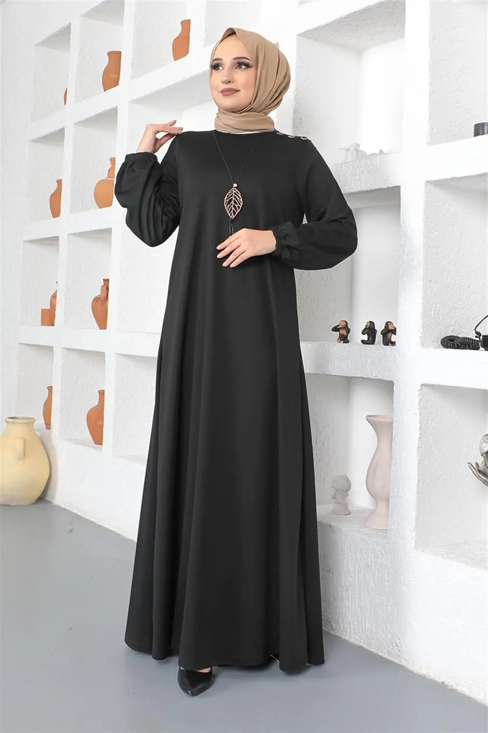 Necklace Crew Neck Hijab Dress-detail